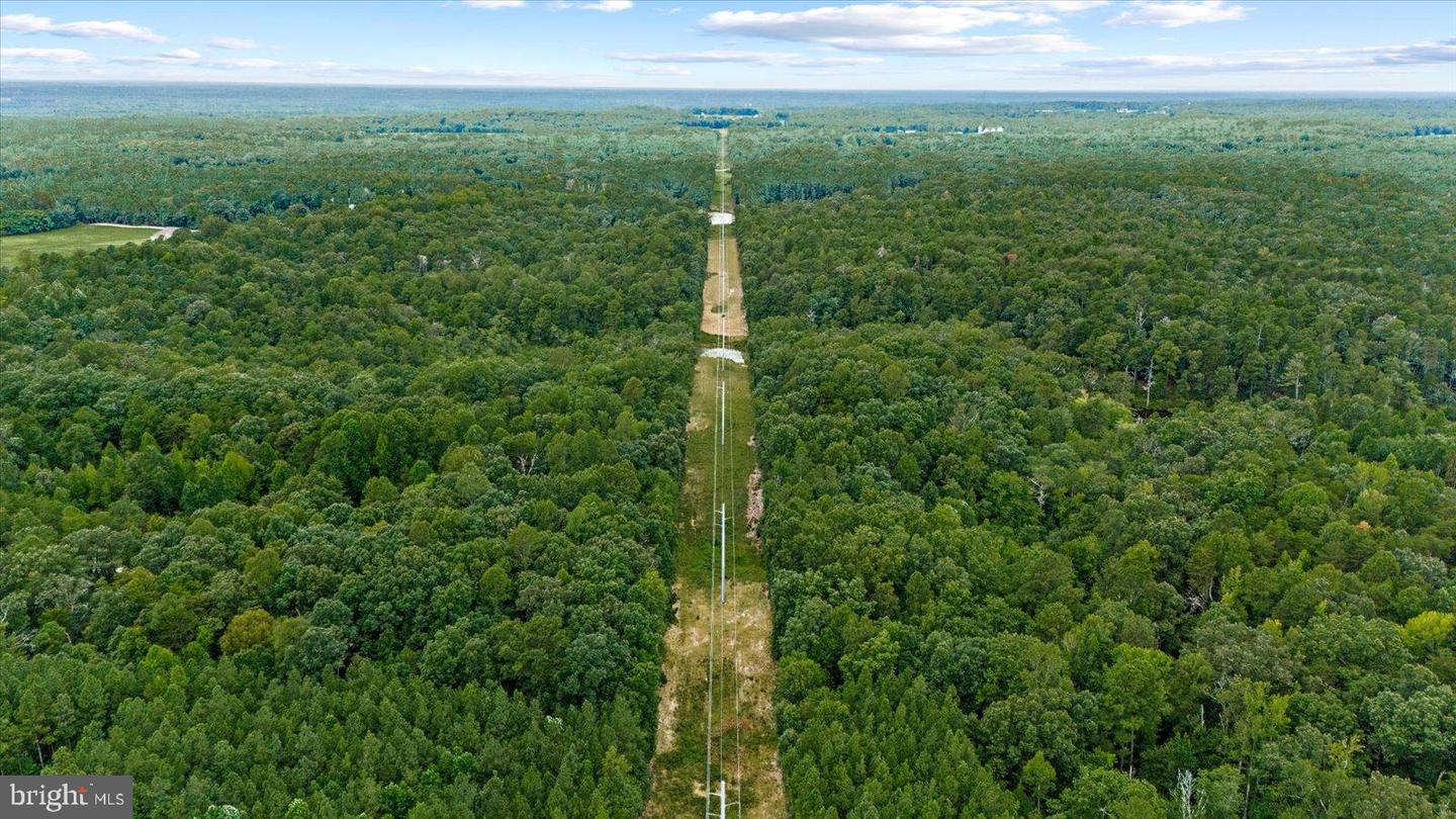 20105 SPARTA RD, MILFORD, Virginia 22514, 3 Bedrooms Bedrooms, 5 Rooms Rooms,2 BathroomsBathrooms,Residential,For sale,20105 SPARTA RD,VACV2009320 MLS # VACV2009320