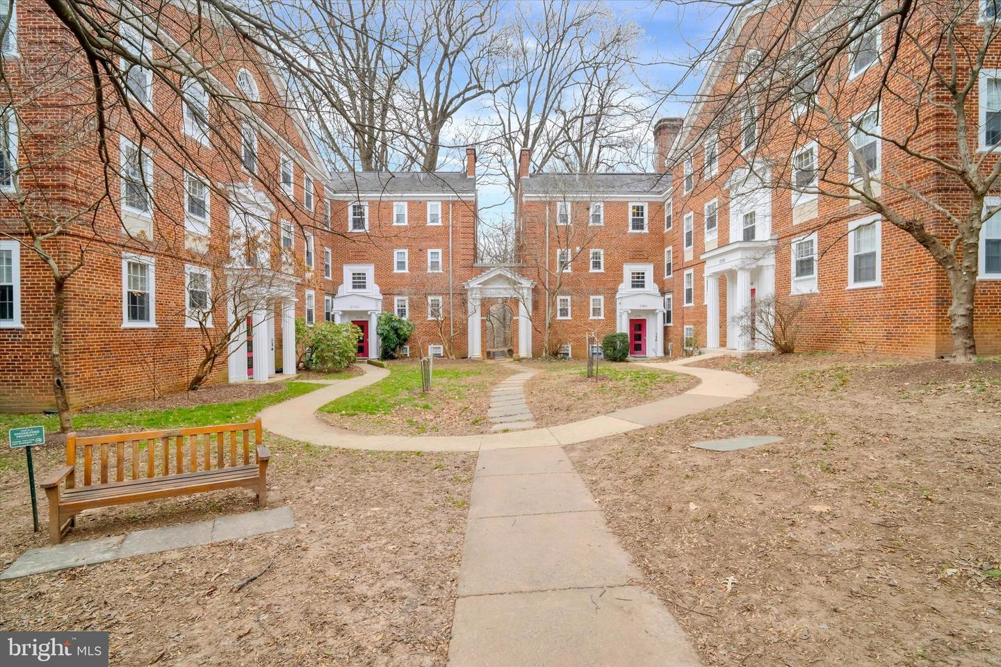 3750 39TH ST NW #B146, WASHINGTON, District Of Columbia 20016, 1 Bedroom Bedrooms, ,1 BathroomBathrooms,Residential,For sale,3750 39TH ST NW #B146,DCDC2240096 MLS # DCDC2240096