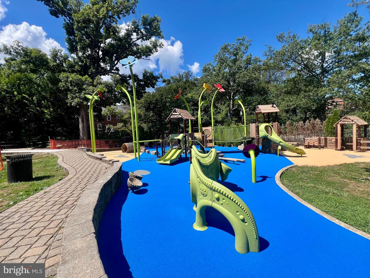 3750 39TH ST NW #B146, WASHINGTON, District Of Columbia 20016, 1 Bedroom Bedrooms, ,1 BathroomBathrooms,Residential,For sale,3750 39TH ST NW #B146,DCDC2240096 MLS # DCDC2240096