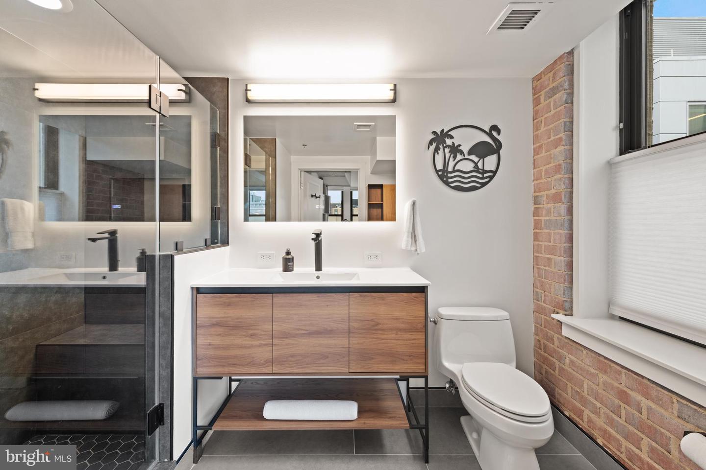 916 G ST NW #903, WASHINGTON, District Of Columbia 20001, 2 Bedrooms Bedrooms, ,2 BathroomsBathrooms,Residential,For sale,916 G ST NW #903,DCDC2240620 MLS # DCDC2240620