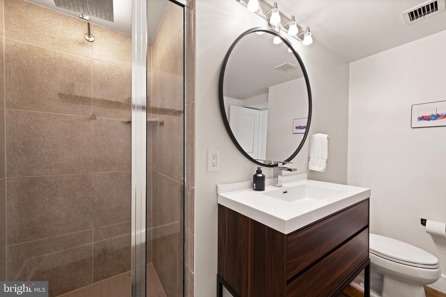 916 G ST NW #903, WASHINGTON, District Of Columbia 20001, 2 Bedrooms Bedrooms, ,2 BathroomsBathrooms,Residential,For sale,916 G ST NW #903,DCDC2240620 MLS # DCDC2240620