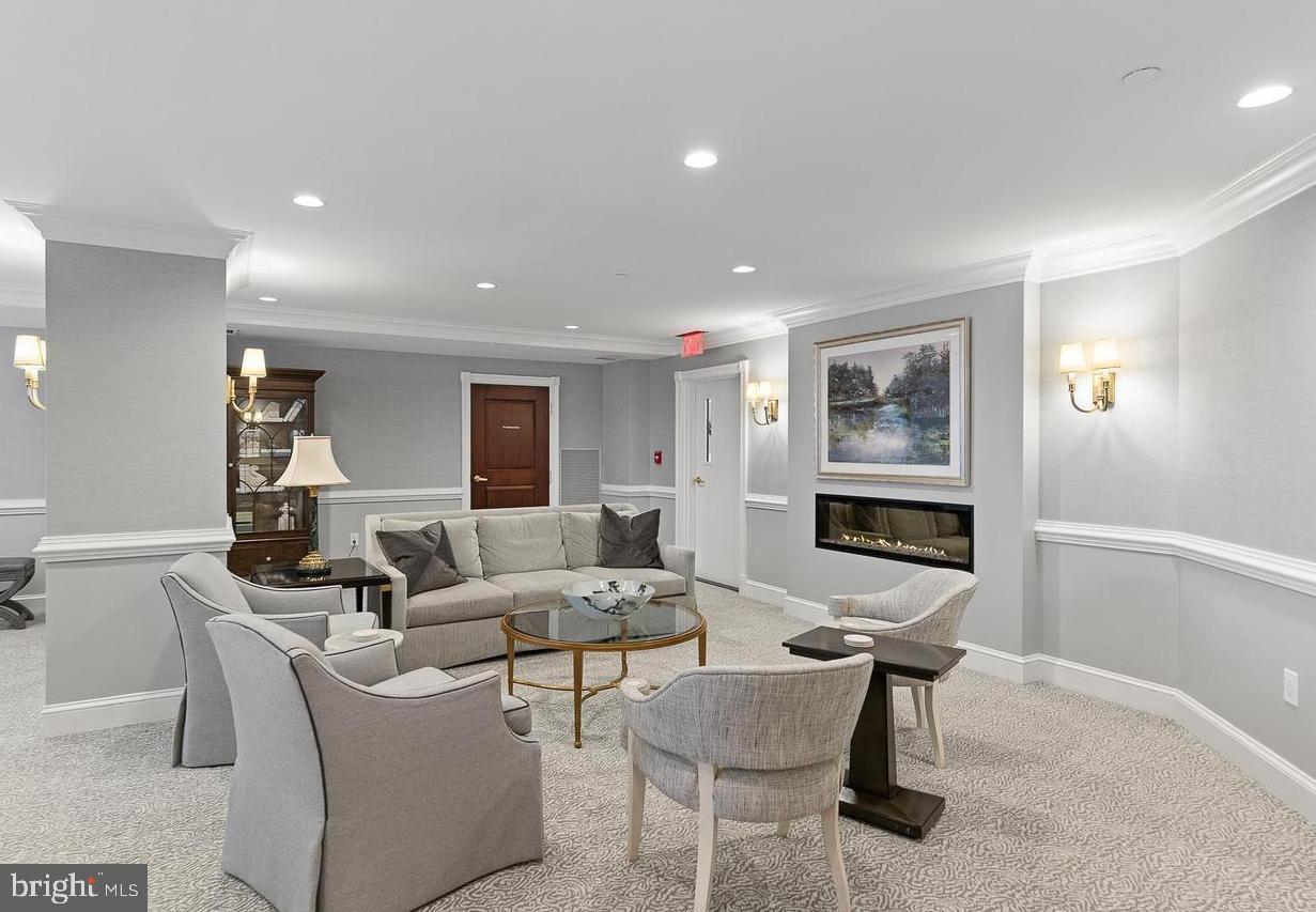 1201 N NASH ST #205, ARLINGTON, Virginia 22209, 1 Bedroom Bedrooms, ,1 BathroomBathrooms,Residential,For sale,1201 N NASH ST #205,VAAR2067718 MLS # VAAR2067718