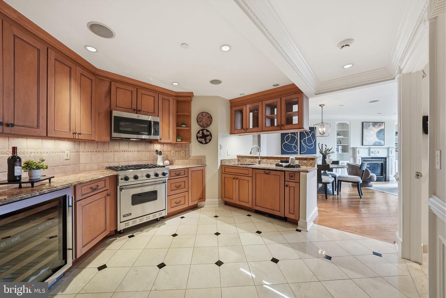 1201 N NASH ST #205, ARLINGTON, Virginia 22209, 1 Bedroom Bedrooms, ,1 BathroomBathrooms,Residential,For sale,1201 N NASH ST #205,VAAR2067718 MLS # VAAR2067718