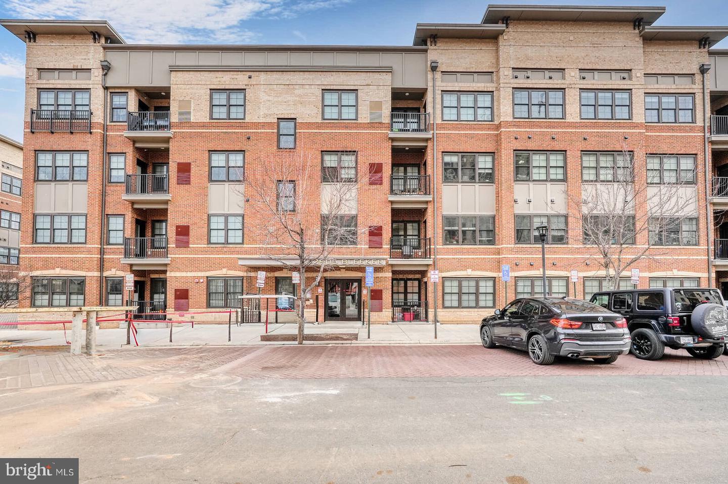 2905 BLEEKER ST #4-304, FAIRFAX, Virginia 22031, 2 Bedrooms Bedrooms, ,2 BathroomsBathrooms,Residential,For sale,2905 BLEEKER ST #4-304,VAFX2285762 MLS # VAFX2285762