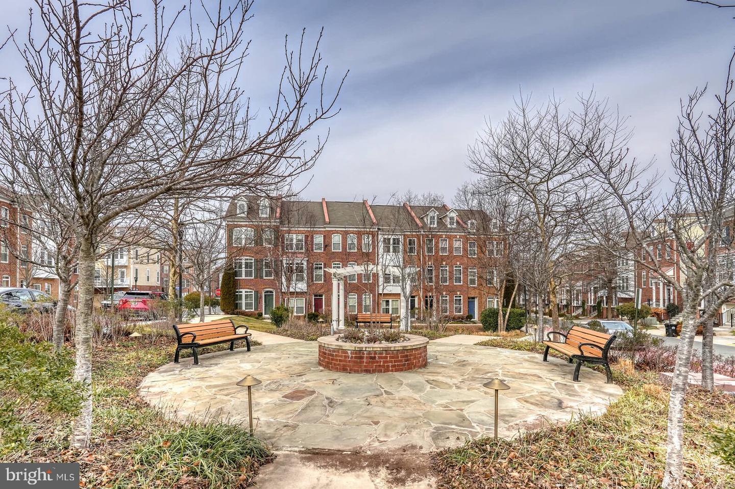 2905 BLEEKER ST #4-304, FAIRFAX, Virginia 22031, 2 Bedrooms Bedrooms, ,2 BathroomsBathrooms,Residential,For sale,2905 BLEEKER ST #4-304,VAFX2285762 MLS # VAFX2285762