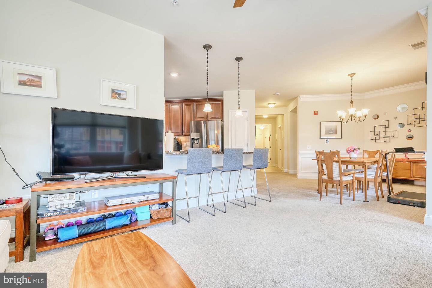 2905 BLEEKER ST #4-304, FAIRFAX, Virginia 22031, 2 Bedrooms Bedrooms, ,2 BathroomsBathrooms,Residential,For sale,2905 BLEEKER ST #4-304,VAFX2285762 MLS # VAFX2285762