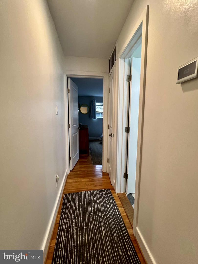 4118 18TH RD N, ARLINGTON, Virginia 22207, 5 Bedrooms Bedrooms, ,3 BathroomsBathrooms,Residential,For sale,4118 18TH RD N,VAAR2067848 MLS # VAAR2067848