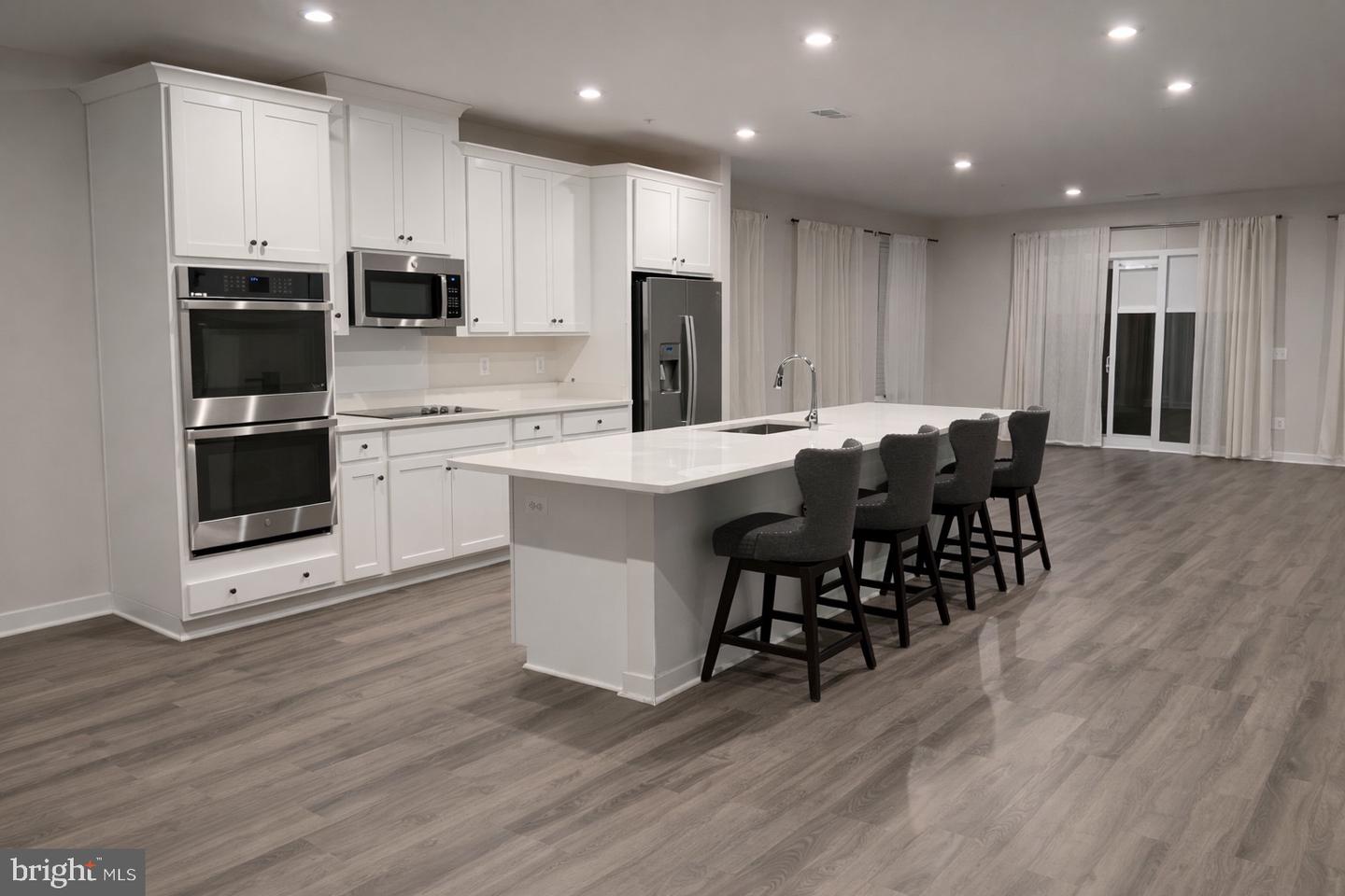 13695 INNOVATION STATION LOOP #77B, HERNDON, Virginia 20171, 3 Bedrooms Bedrooms, 6 Rooms Rooms,2 BathroomsBathrooms,Residential,For sale,13695 INNOVATION STATION LOOP #77B,VAFX2286270 MLS # VAFX2286270