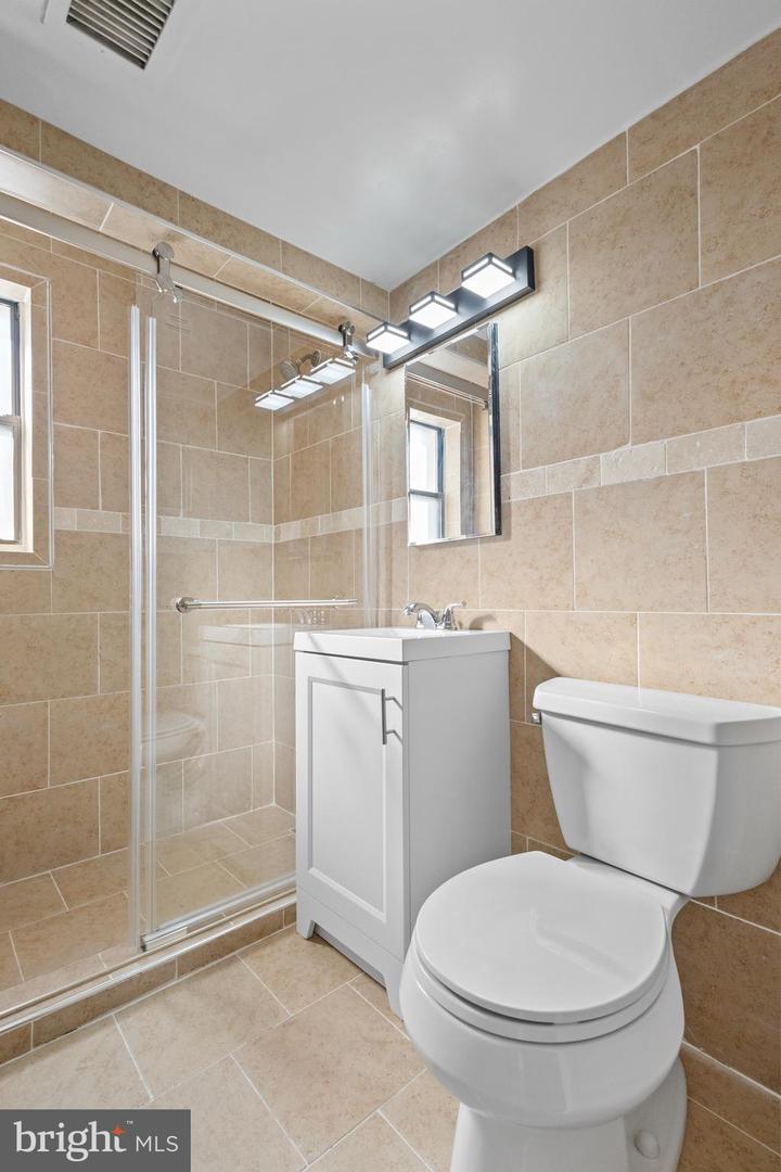 3825 DAVIS PL NW #103, WASHINGTON, District Of Columbia 20007, 2 Bedrooms Bedrooms, ,1 BathroomBathrooms,Residential,For sale,3825 DAVIS PL NW #103,DCDC2241988 MLS # DCDC2241988