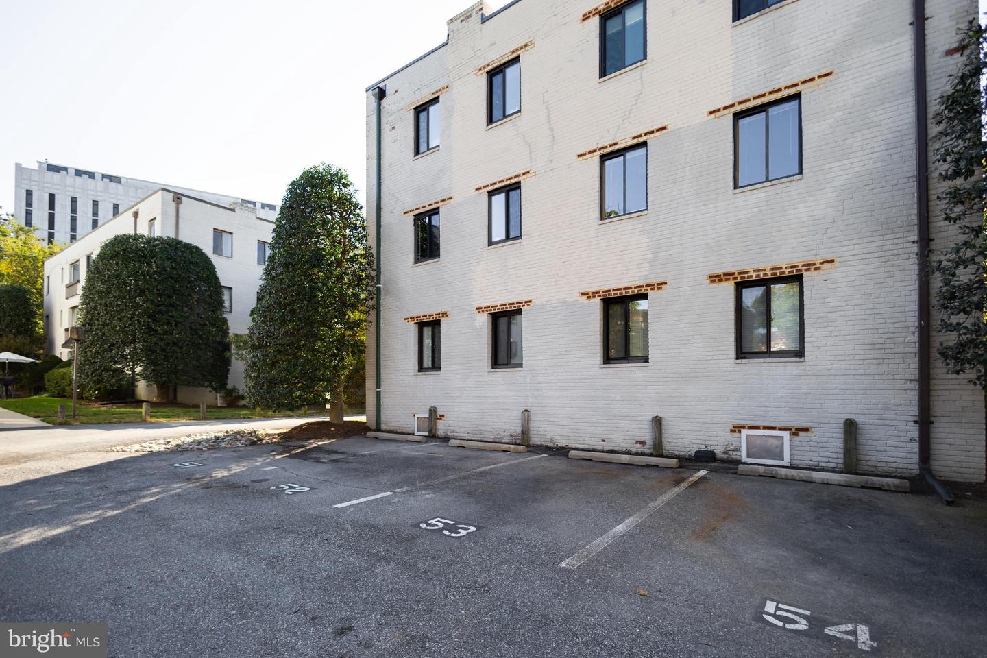 3825 DAVIS PL NW #103, WASHINGTON, District Of Columbia 20007, 2 Bedrooms Bedrooms, ,1 BathroomBathrooms,Residential,For sale,3825 DAVIS PL NW #103,DCDC2241988 MLS # DCDC2241988