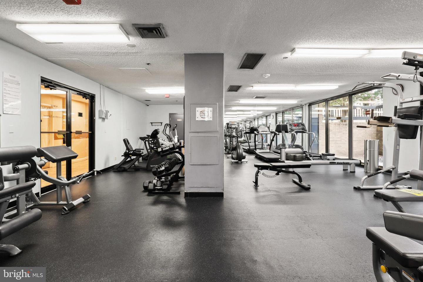 5505 SEMINARY RD #1306N, FALLS CHURCH, Virginia 22041, 2 Bedrooms Bedrooms, 7 Rooms Rooms,1 BathroomBathrooms,Residential,For sale,5505 SEMINARY RD #1306N,VAFX2286302 MLS # VAFX2286302