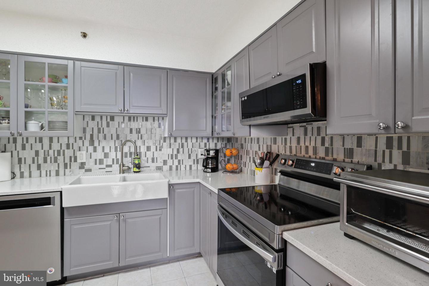 5505 SEMINARY RD #1306N, FALLS CHURCH, Virginia 22041, 2 Bedrooms Bedrooms, 7 Rooms Rooms,1 BathroomBathrooms,Residential,For sale,5505 SEMINARY RD #1306N,VAFX2286302 MLS # VAFX2286302