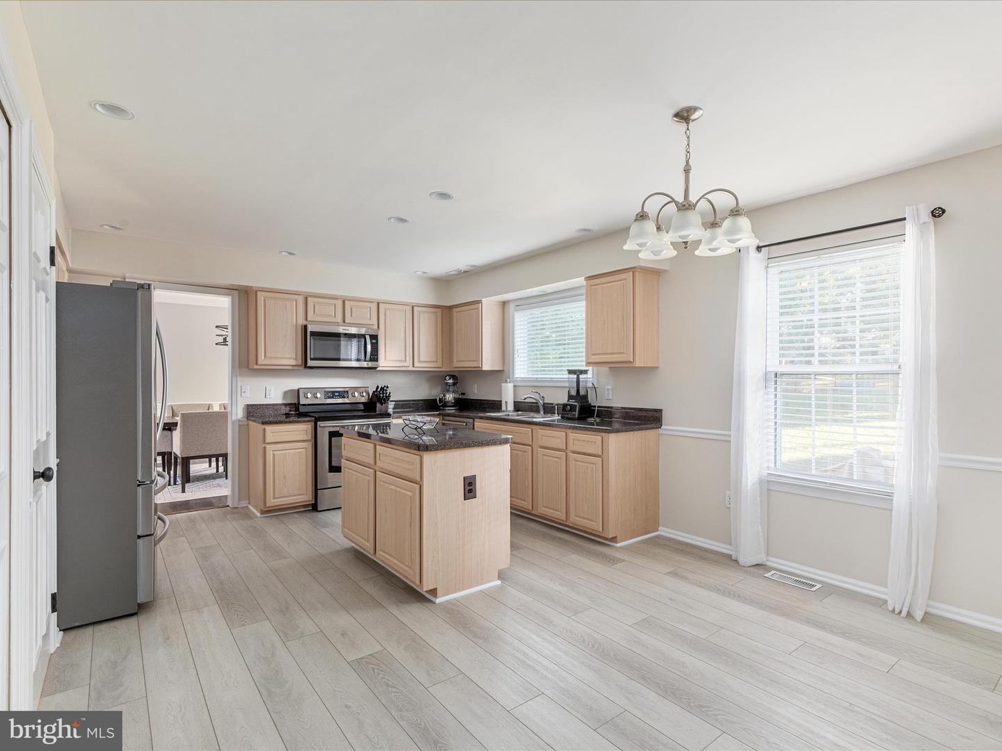 130 MINOR RD, STERLING, Virginia 20165, 5 Bedrooms Bedrooms, 9 Rooms Rooms,3 BathroomsBathrooms,Residential,For sale,130 MINOR RD,VALO2114206 MLS # VALO2114206