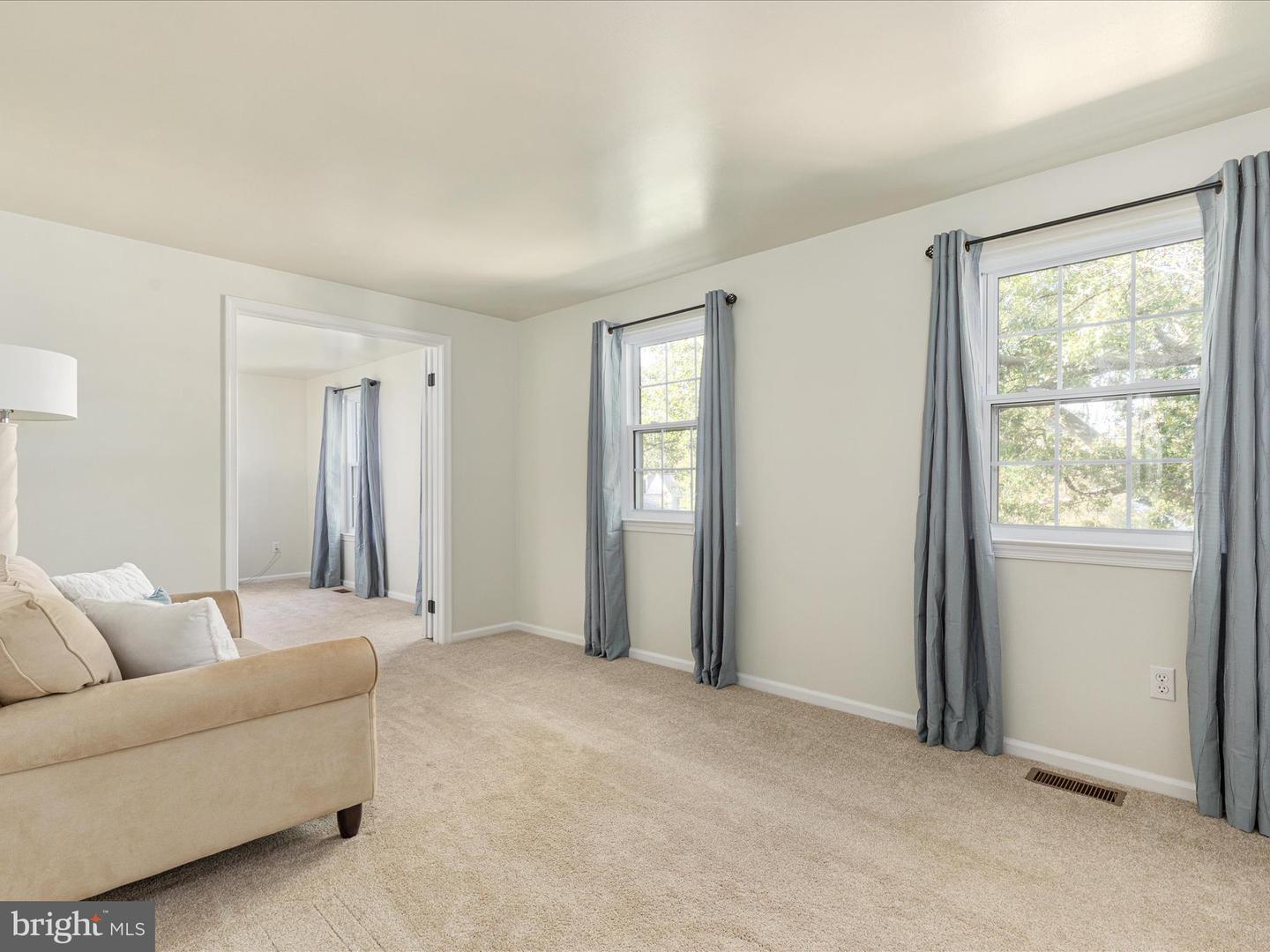 130 MINOR RD, STERLING, Virginia 20165, 5 Bedrooms Bedrooms, 9 Rooms Rooms,3 BathroomsBathrooms,Residential,For sale,130 MINOR RD,VALO2114206 MLS # VALO2114206