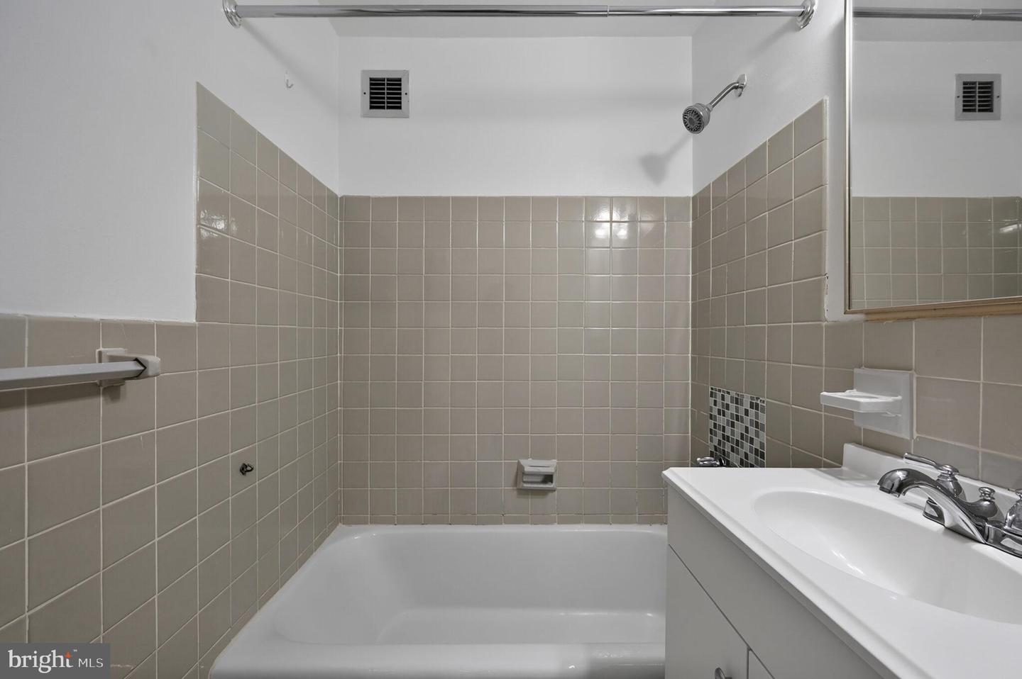 1111 ARLINGTON BLVD #626, ARLINGTON, Virginia 22209, ,1 BathroomBathrooms,Residential,For sale,1111 ARLINGTON BLVD #626,VAAR2067892 MLS # VAAR2067892