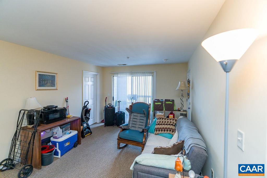 725 DENALI WAY #102, CHARLOTTESVILLE, Virginia 22903, 4 Bedrooms Bedrooms, ,4 BathroomsBathrooms,Residential,For sale,725 DENALI WAY #102,672606 MLS # 672606