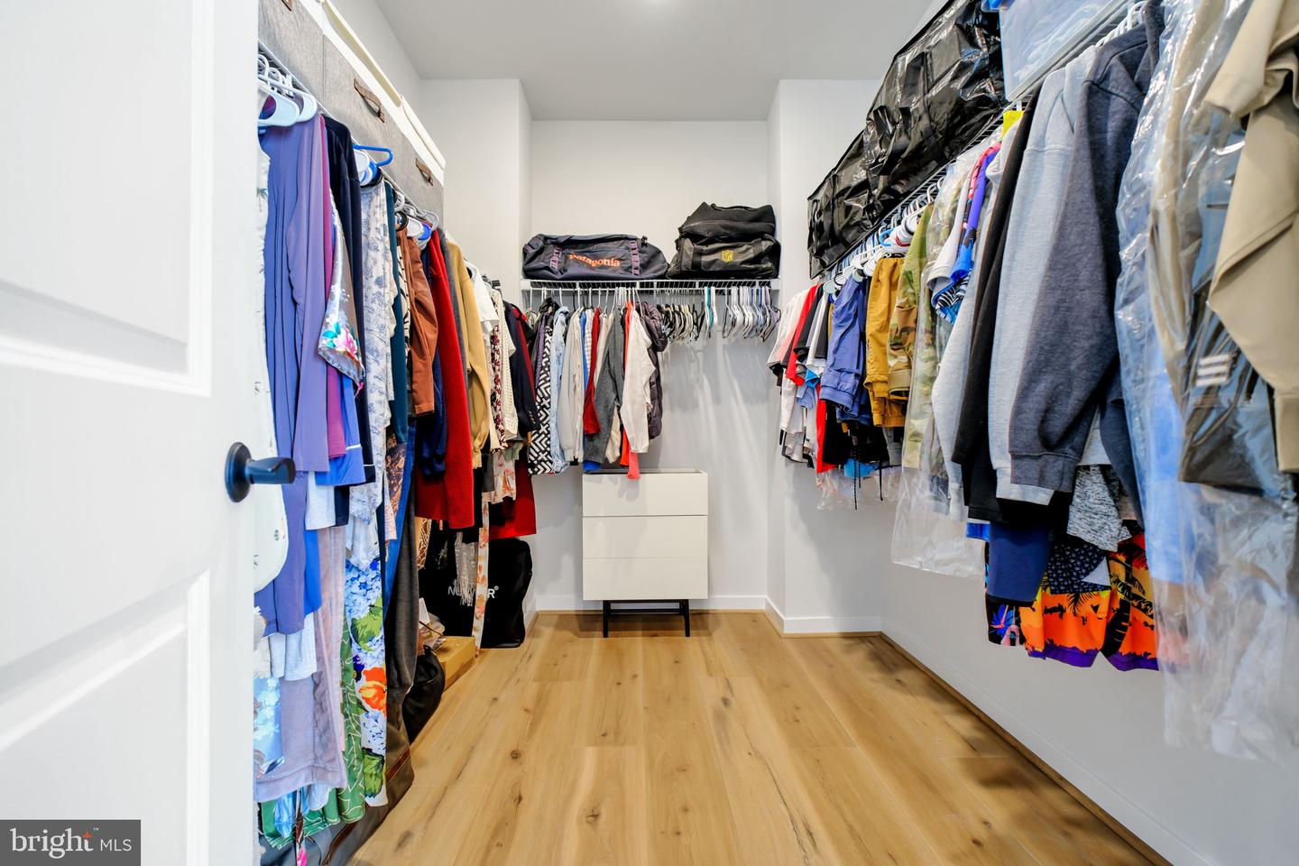 4937 EISENHOWER AVE, ALEXANDRIA, Virginia 22304, 4 Bedrooms Bedrooms, ,3 BathroomsBathrooms,Residential,For sale,4937 EISENHOWER AVE,VAAX2053310 MLS # VAAX2053310