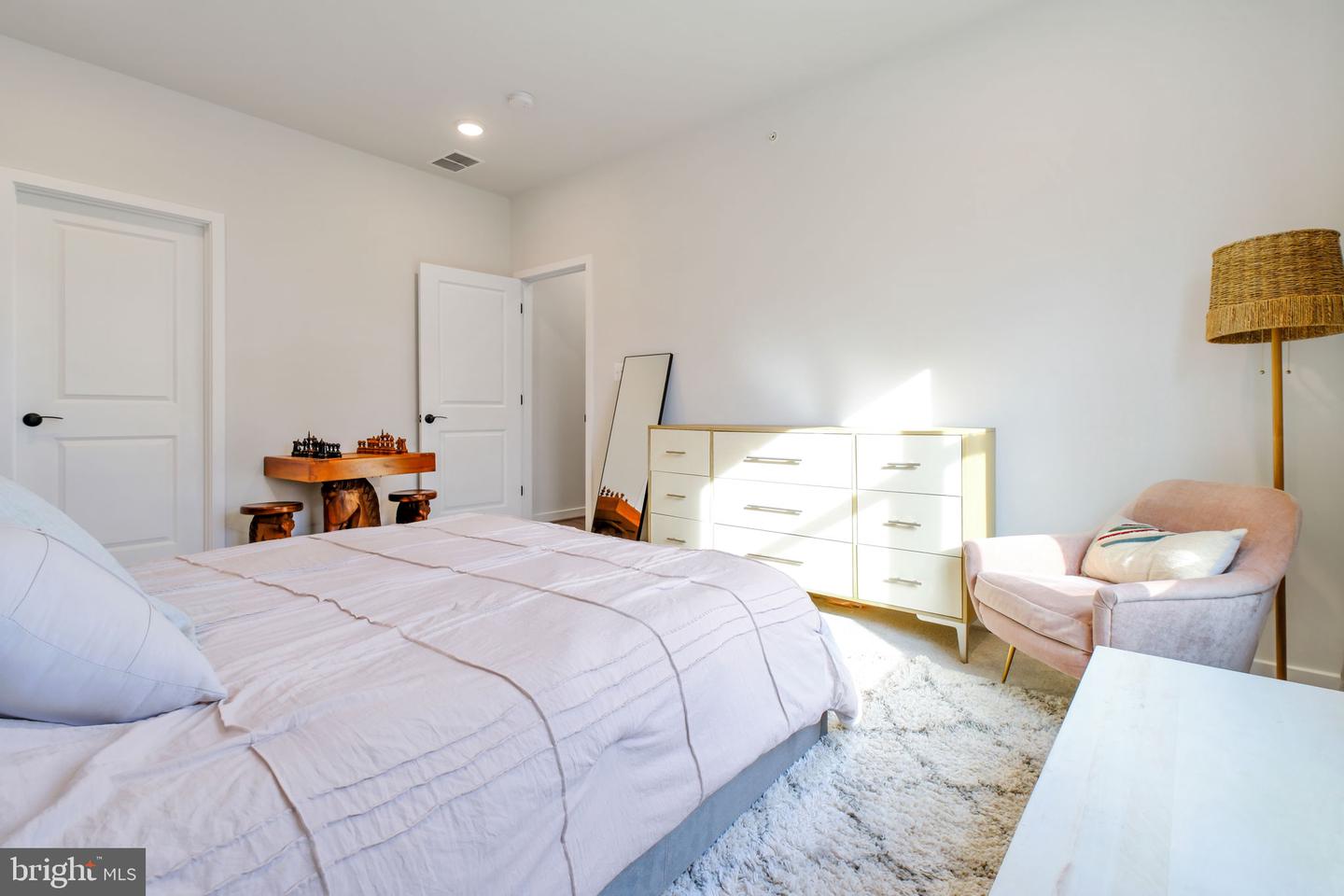 4937 EISENHOWER AVE, ALEXANDRIA, Virginia 22304, 4 Bedrooms Bedrooms, ,3 BathroomsBathrooms,Residential,For sale,4937 EISENHOWER AVE,VAAX2053310 MLS # VAAX2053310