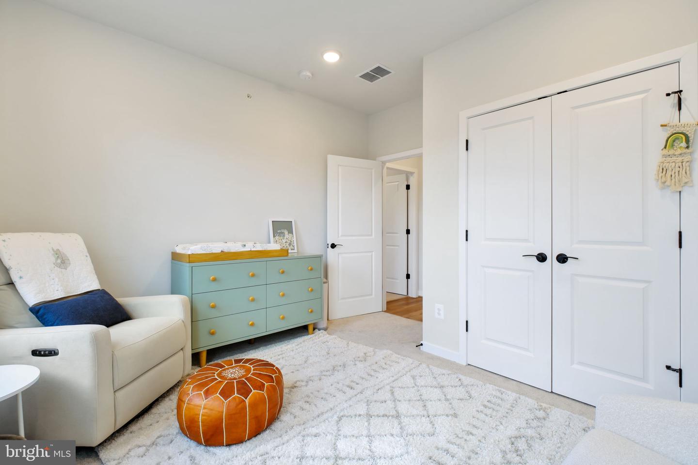 4937 EISENHOWER AVE, ALEXANDRIA, Virginia 22304, 4 Bedrooms Bedrooms, ,3 BathroomsBathrooms,Residential,For sale,4937 EISENHOWER AVE,VAAX2053310 MLS # VAAX2053310