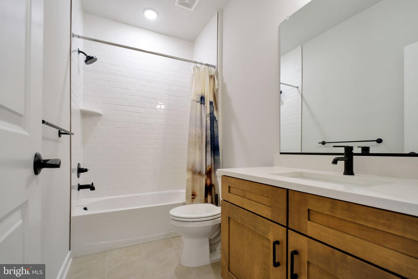 4937 EISENHOWER AVE, ALEXANDRIA, Virginia 22304, 4 Bedrooms Bedrooms, ,3 BathroomsBathrooms,Residential,For sale,4937 EISENHOWER AVE,VAAX2053310 MLS # VAAX2053310