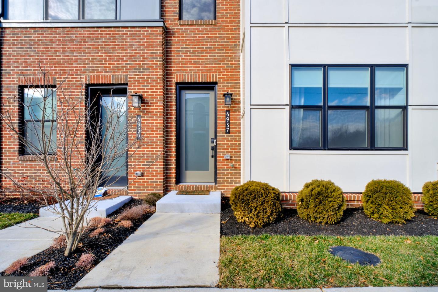 4937 EISENHOWER AVE, ALEXANDRIA, Virginia 22304, 4 Bedrooms Bedrooms, ,3 BathroomsBathrooms,Residential,For sale,4937 EISENHOWER AVE,VAAX2053310 MLS # VAAX2053310