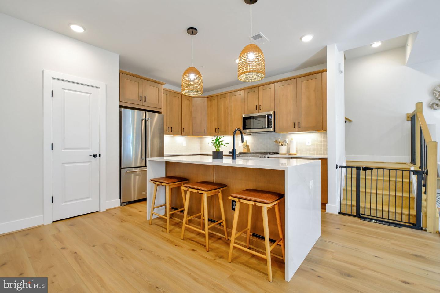 4937 EISENHOWER AVE, ALEXANDRIA, Virginia 22304, 4 Bedrooms Bedrooms, ,3 BathroomsBathrooms,Residential,For sale,4937 EISENHOWER AVE,VAAX2053310 MLS # VAAX2053310