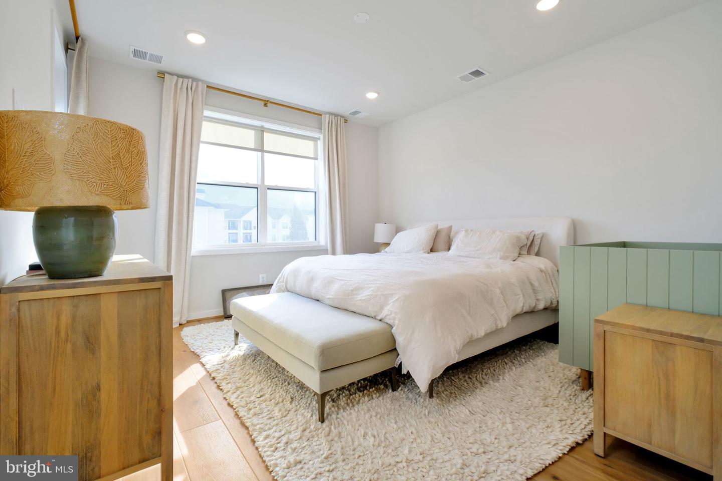 4937 EISENHOWER AVE, ALEXANDRIA, Virginia 22304, 4 Bedrooms Bedrooms, ,3 BathroomsBathrooms,Residential,For sale,4937 EISENHOWER AVE,VAAX2053310 MLS # VAAX2053310