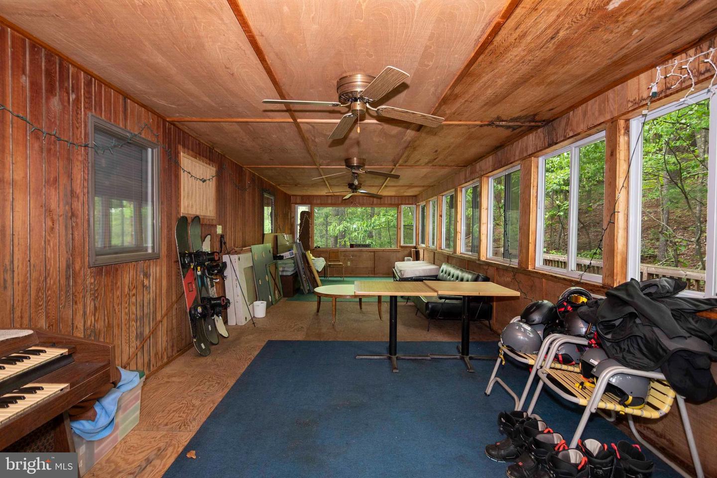 272 FRITZEL, BASYE, Virginia 22810, 7 Bedrooms Bedrooms, 10 Rooms Rooms,5 BathroomsBathrooms,Residential,For sale,272 FRITZEL,VASH2013416 MLS # VASH2013416