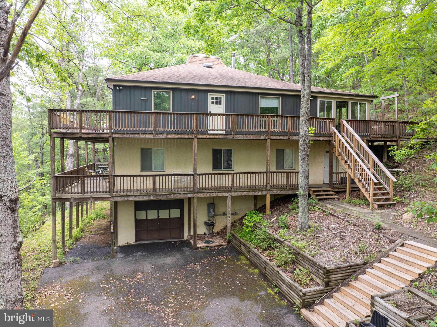 272 FRITZEL, BASYE, Virginia 22810, 7 Bedrooms Bedrooms, 10 Rooms Rooms,5 BathroomsBathrooms,Residential,For sale,272 FRITZEL,VASH2013416 MLS # VASH2013416