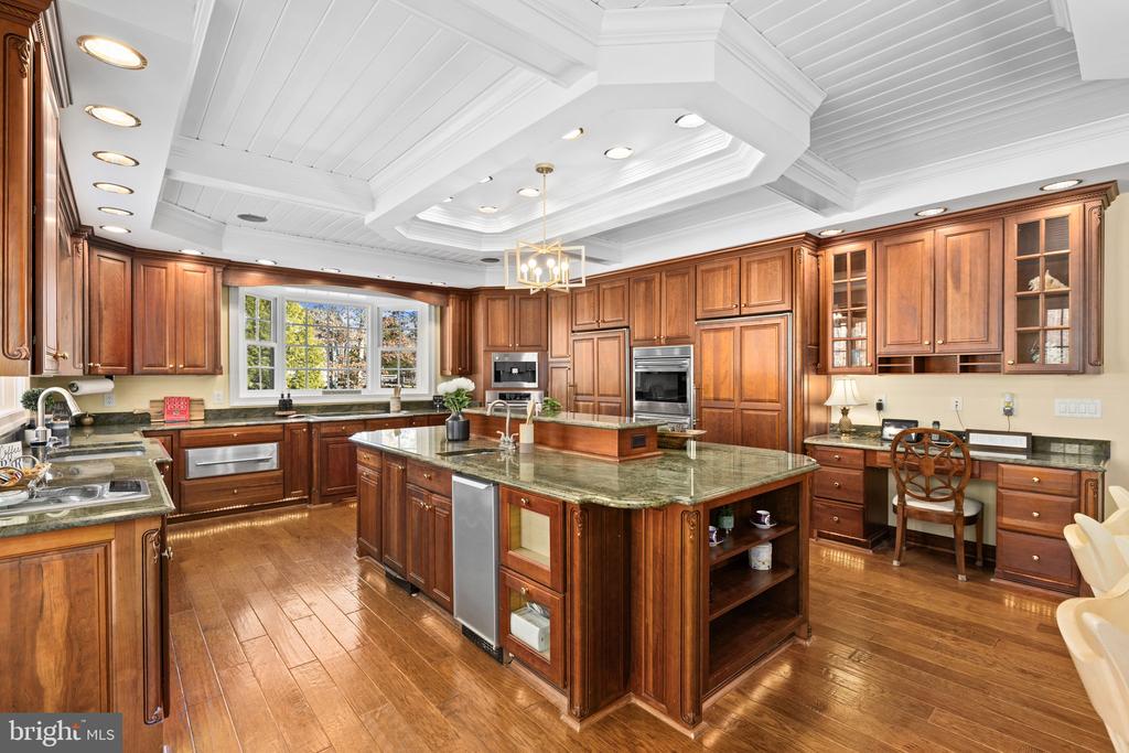 12013 SAWHILL BLVD, SPOTSYLVANIA, Virginia 22553, 6 Bedrooms Bedrooms, ,5 BathroomsBathrooms,Residential,12013 SAWHILL BLVD,VASP2038160 MLS # VASP2038160