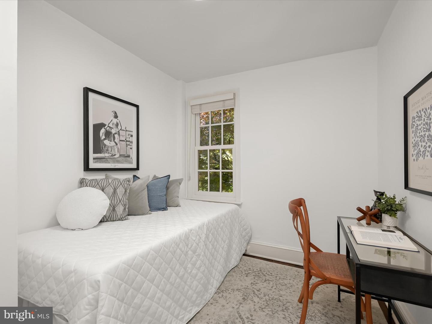 3407 Q ST NW, WASHINGTON, District Of Columbia 20007, 2 Bedrooms Bedrooms, ,1 BathroomBathrooms,Residential,For sale,3407 Q ST NW,DCDC2228032 MLS # DCDC2228032