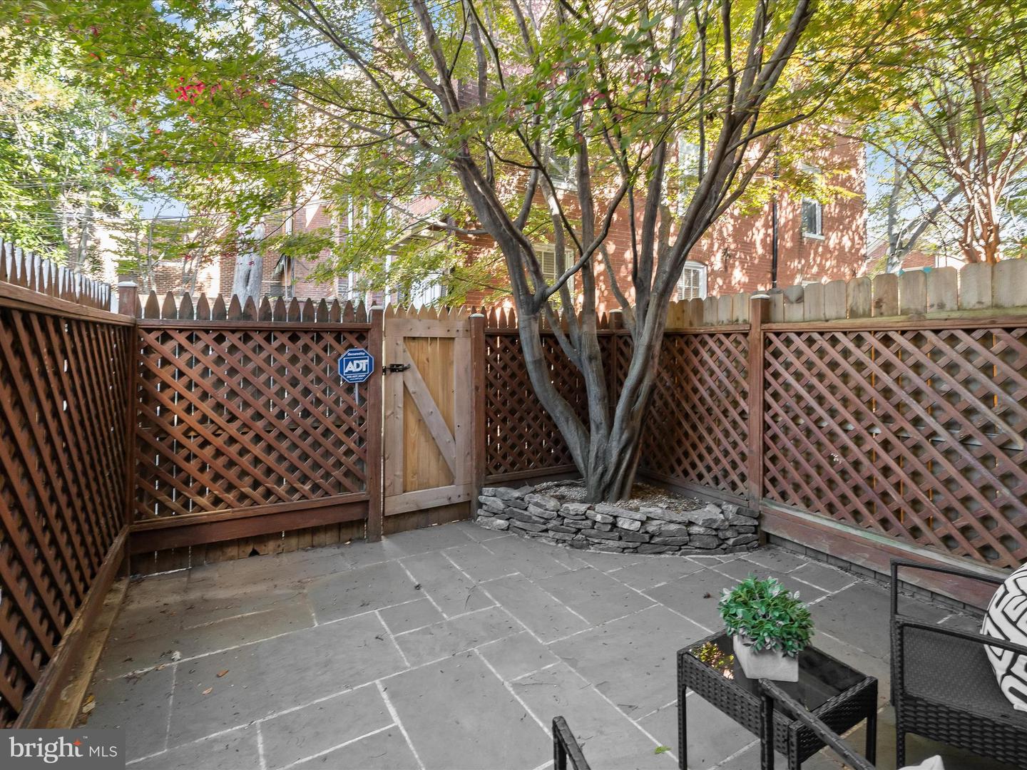 3407 Q ST NW, WASHINGTON, District Of Columbia 20007, 2 Bedrooms Bedrooms, ,1 BathroomBathrooms,Residential,For sale,3407 Q ST NW,DCDC2228032 MLS # DCDC2228032