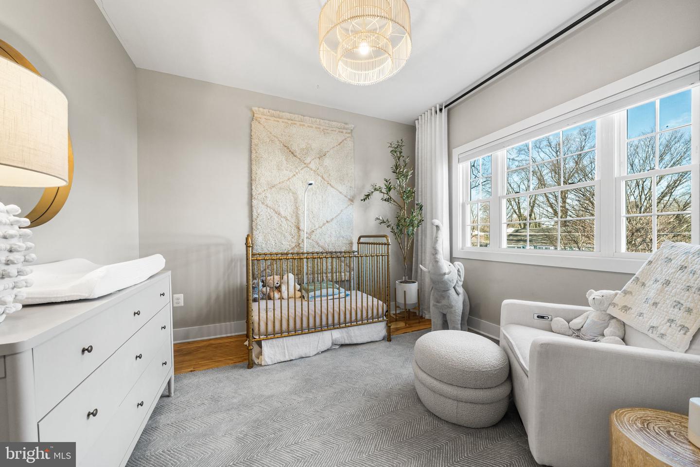 3209 NOTTAGE LN, FALLS CHURCH, Virginia 22042, 4 Bedrooms Bedrooms, ,3 BathroomsBathrooms,Residential,For sale,3209 NOTTAGE LN,VAFX2275914 MLS # VAFX2275914