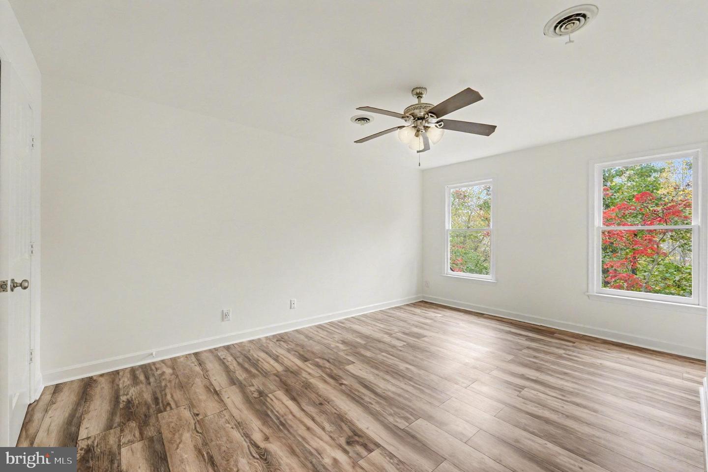 2005 FARRAGUT DR, STAFFORD, Virginia 22554, 3 Bedrooms Bedrooms, 12 Rooms Rooms,2 BathroomsBathrooms,Residential,For sale,2005 FARRAGUT DR,VAST2043908 MLS # VAST2043908