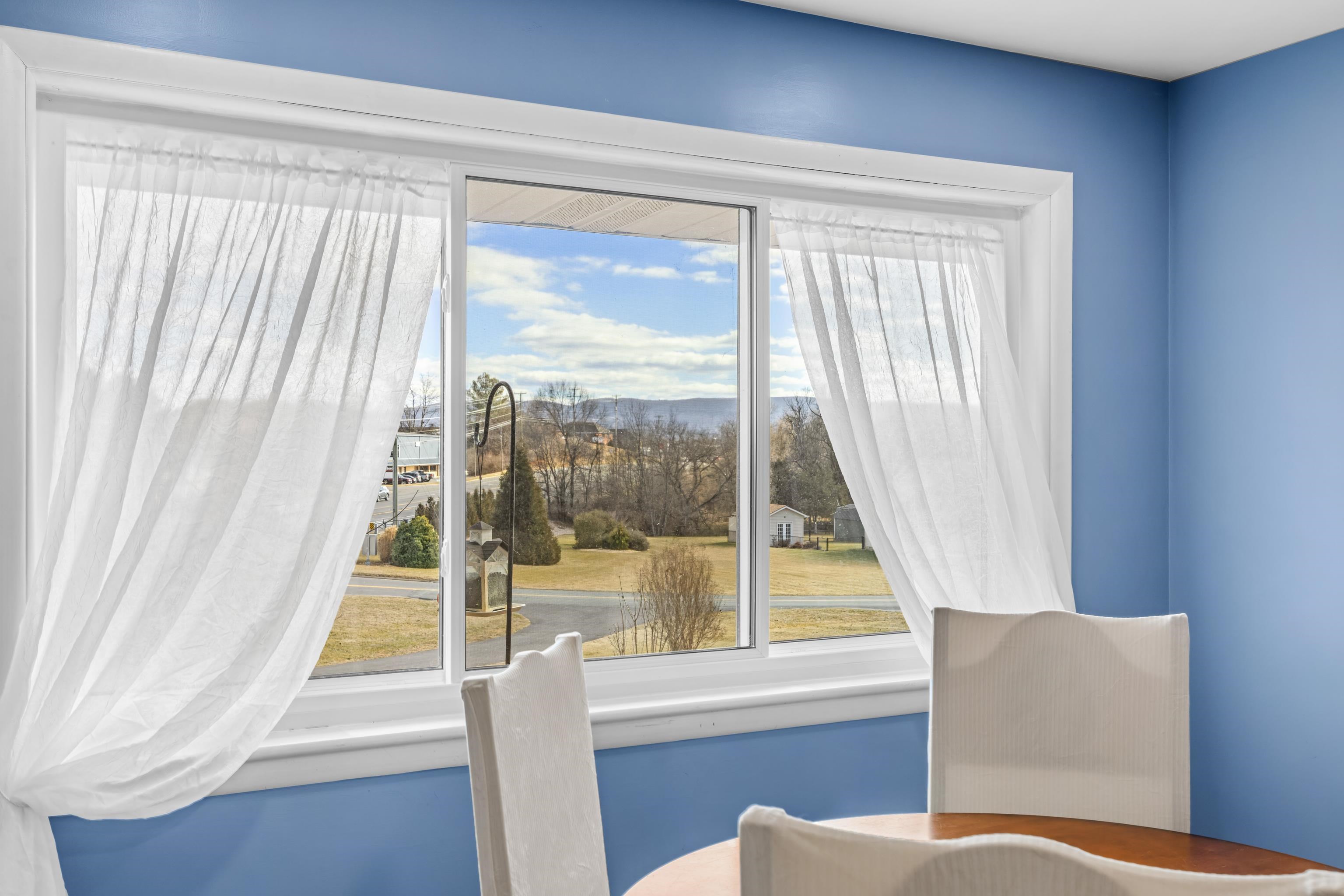 11 AERO DR, WAYNESBORO, Virginia 22980, 3 Bedrooms Bedrooms, ,2 BathroomsBathrooms,Residential,Bunny Lu,11 AERO DR,672614 MLS # 672614