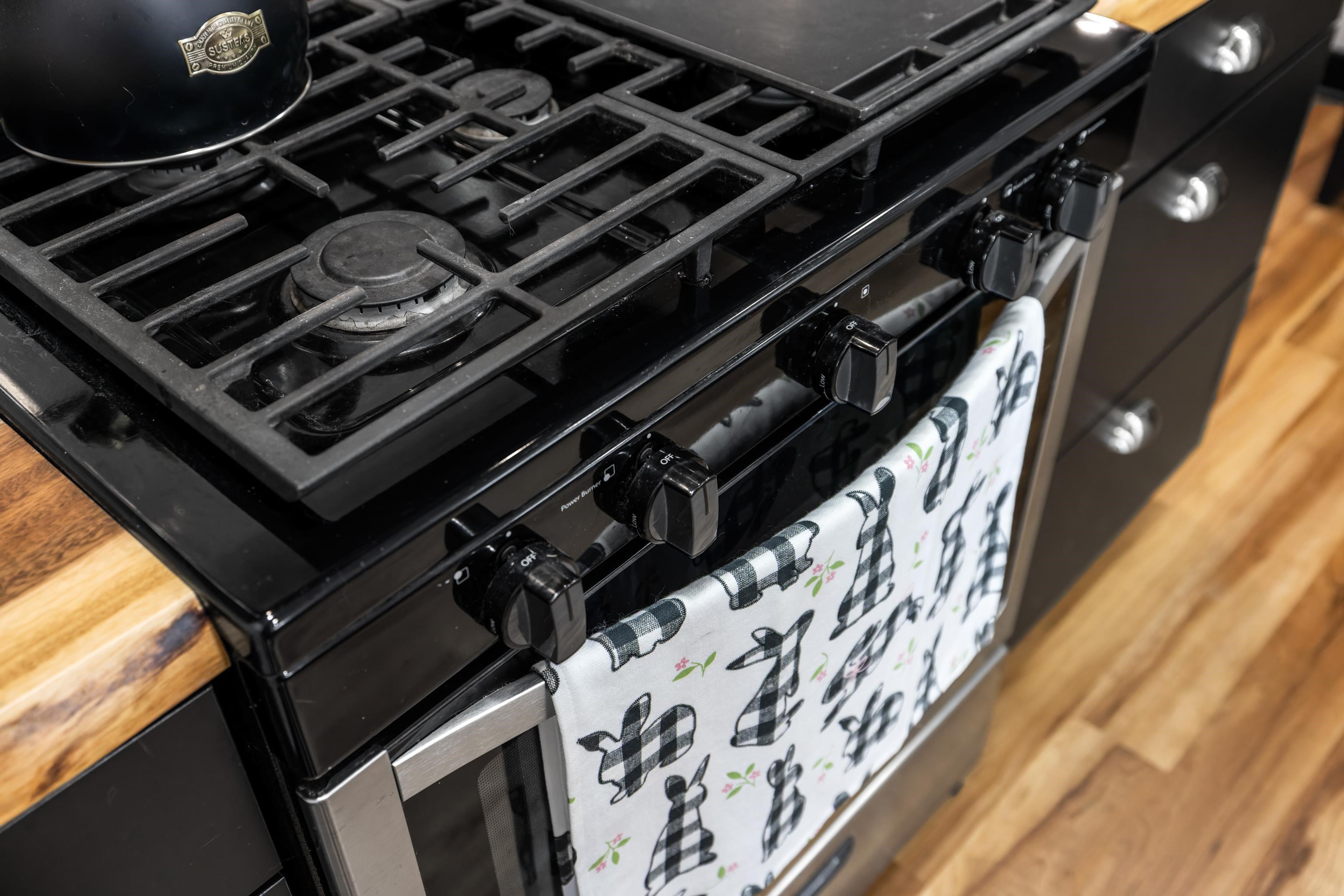 11 AERO DR, WAYNESBORO, Virginia 22980, 3 Bedrooms Bedrooms, ,2 BathroomsBathrooms,Residential,Bunny Lu,11 AERO DR,672614 MLS # 672614