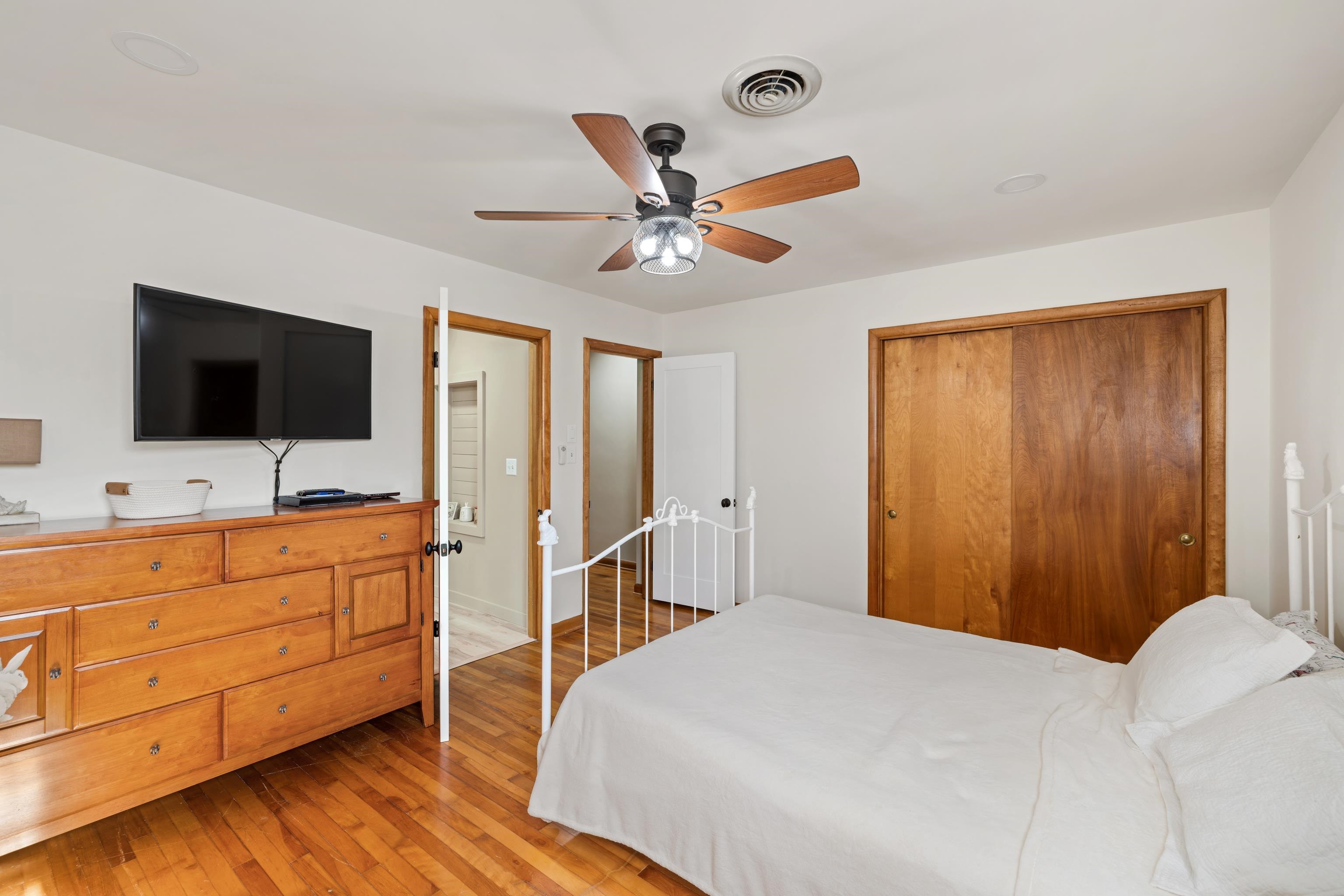 11 AERO DR, WAYNESBORO, Virginia 22980, 3 Bedrooms Bedrooms, ,2 BathroomsBathrooms,Residential,Bunny Lu,11 AERO DR,672614 MLS # 672614