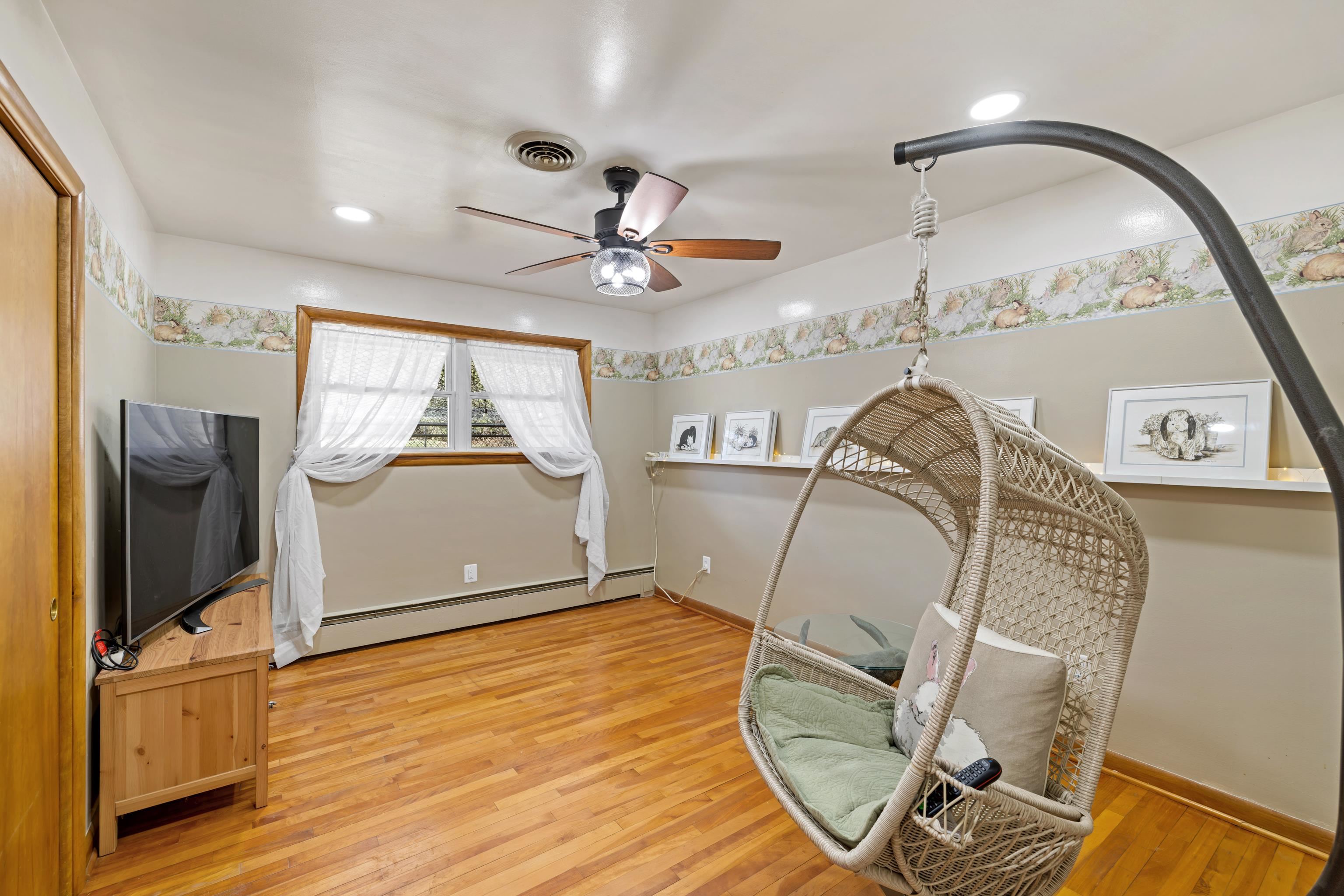 11 AERO DR, WAYNESBORO, Virginia 22980, 3 Bedrooms Bedrooms, ,2 BathroomsBathrooms,Residential,Bunny Lu,11 AERO DR,672614 MLS # 672614