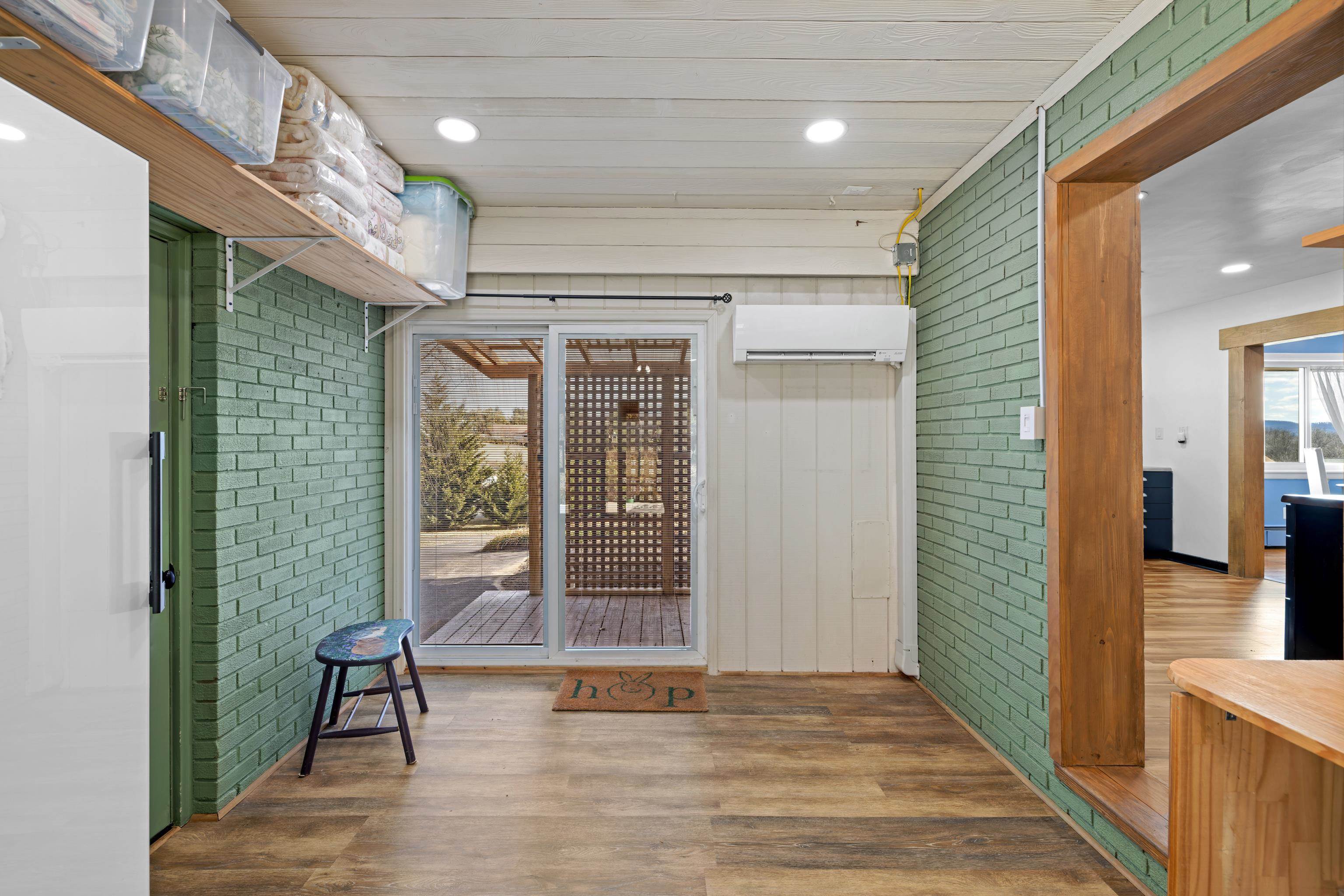 11 AERO DR, WAYNESBORO, Virginia 22980, 3 Bedrooms Bedrooms, ,2 BathroomsBathrooms,Residential,Bunny Lu,11 AERO DR,672614 MLS # 672614