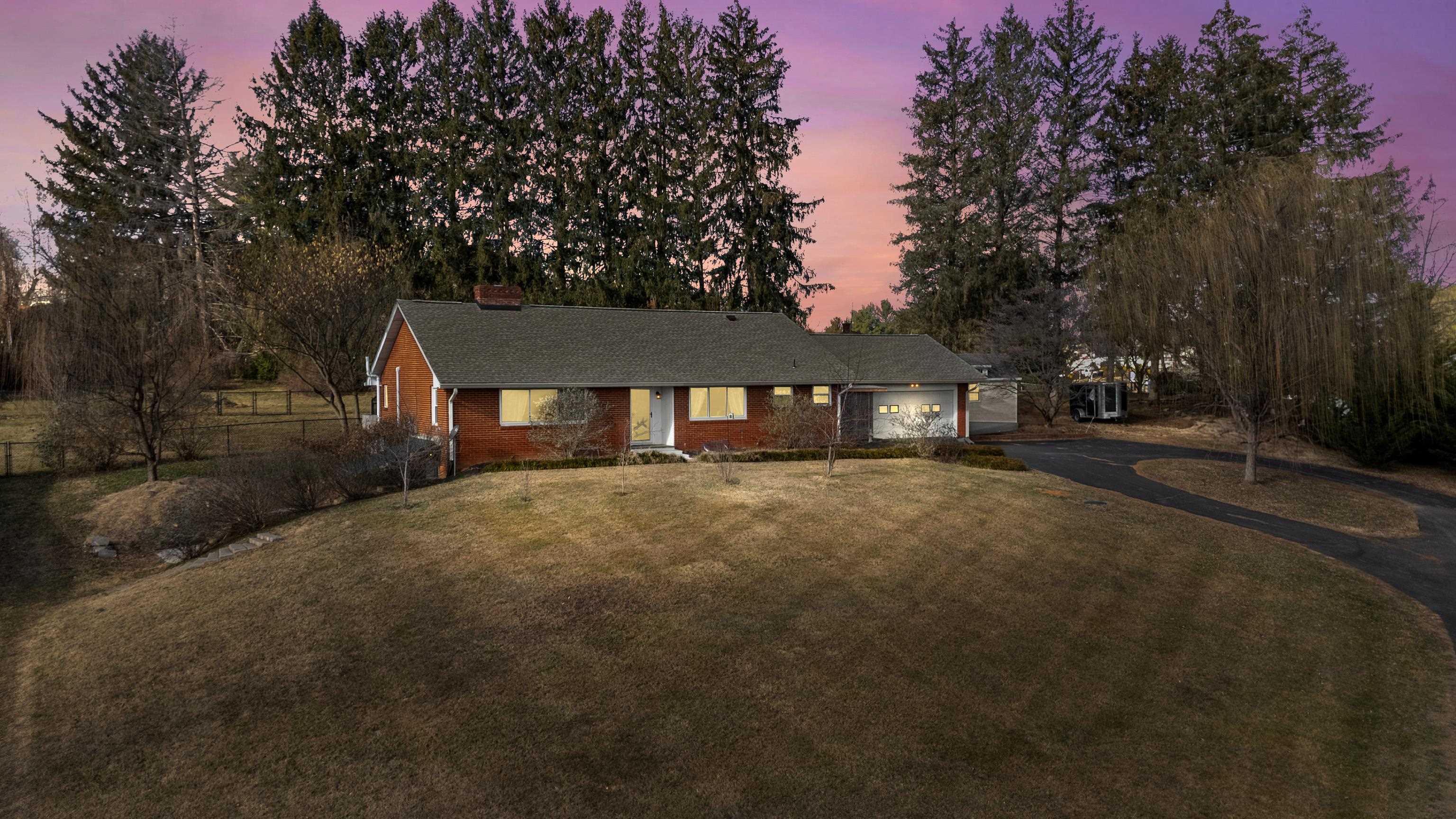 11 AERO DR, WAYNESBORO, Virginia 22980, 3 Bedrooms Bedrooms, ,2 BathroomsBathrooms,Residential,Bunny Lu,11 AERO DR,672614 MLS # 672614