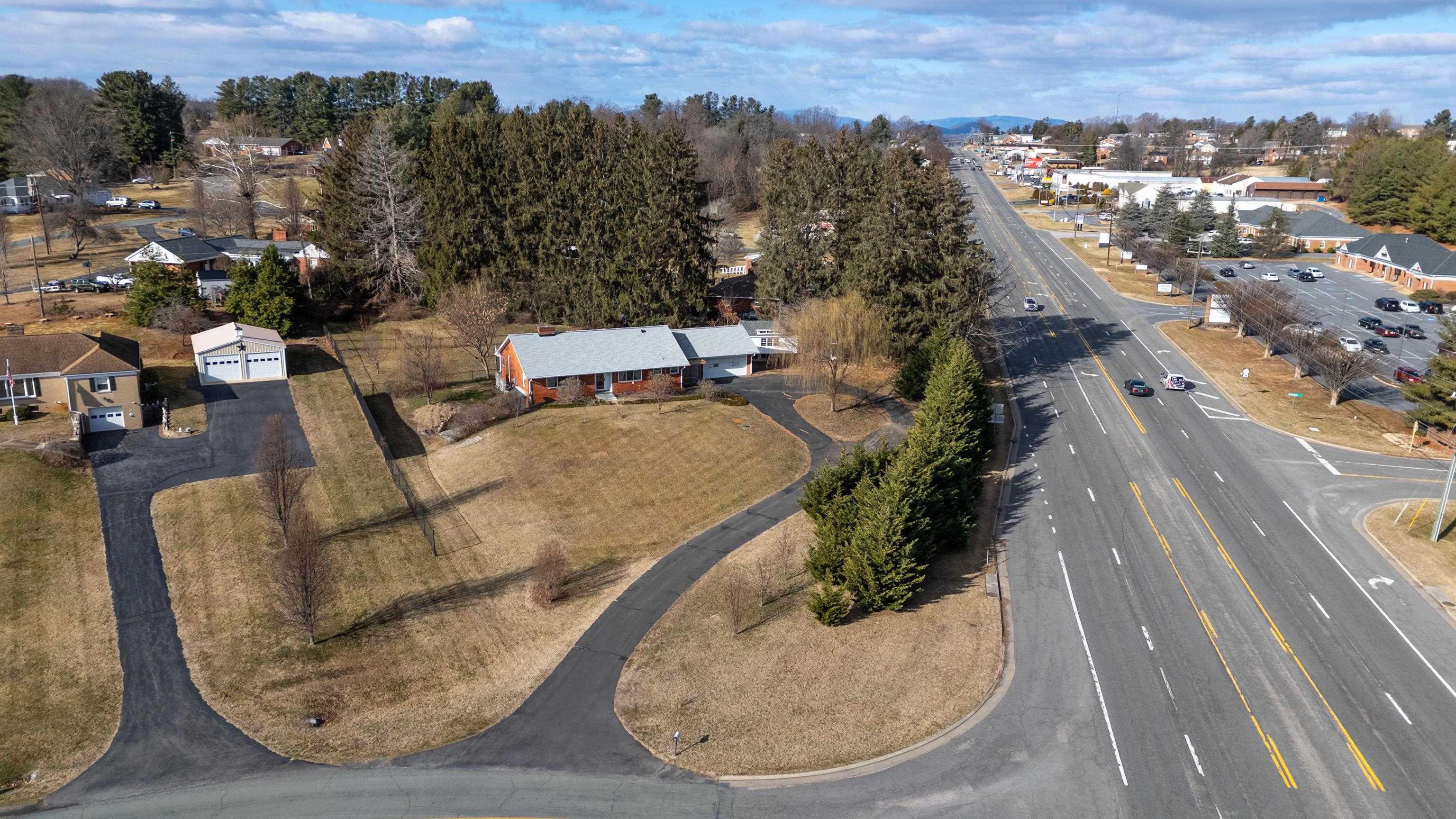 11 AERO DR, WAYNESBORO, Virginia 22980, 3 Bedrooms Bedrooms, ,2 BathroomsBathrooms,Residential,Bunny Lu,11 AERO DR,672614 MLS # 672614