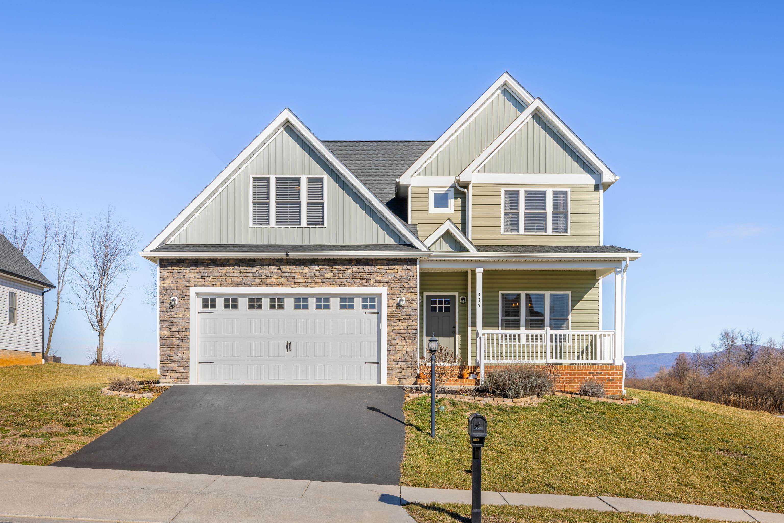 177 TOMASVILLE DR, WAYNESBORO, Virginia 22980, 4 Bedrooms Bedrooms, ,2 BathroomsBathrooms,Residential,177 TOMASVILLE DR,672616 MLS # 672616