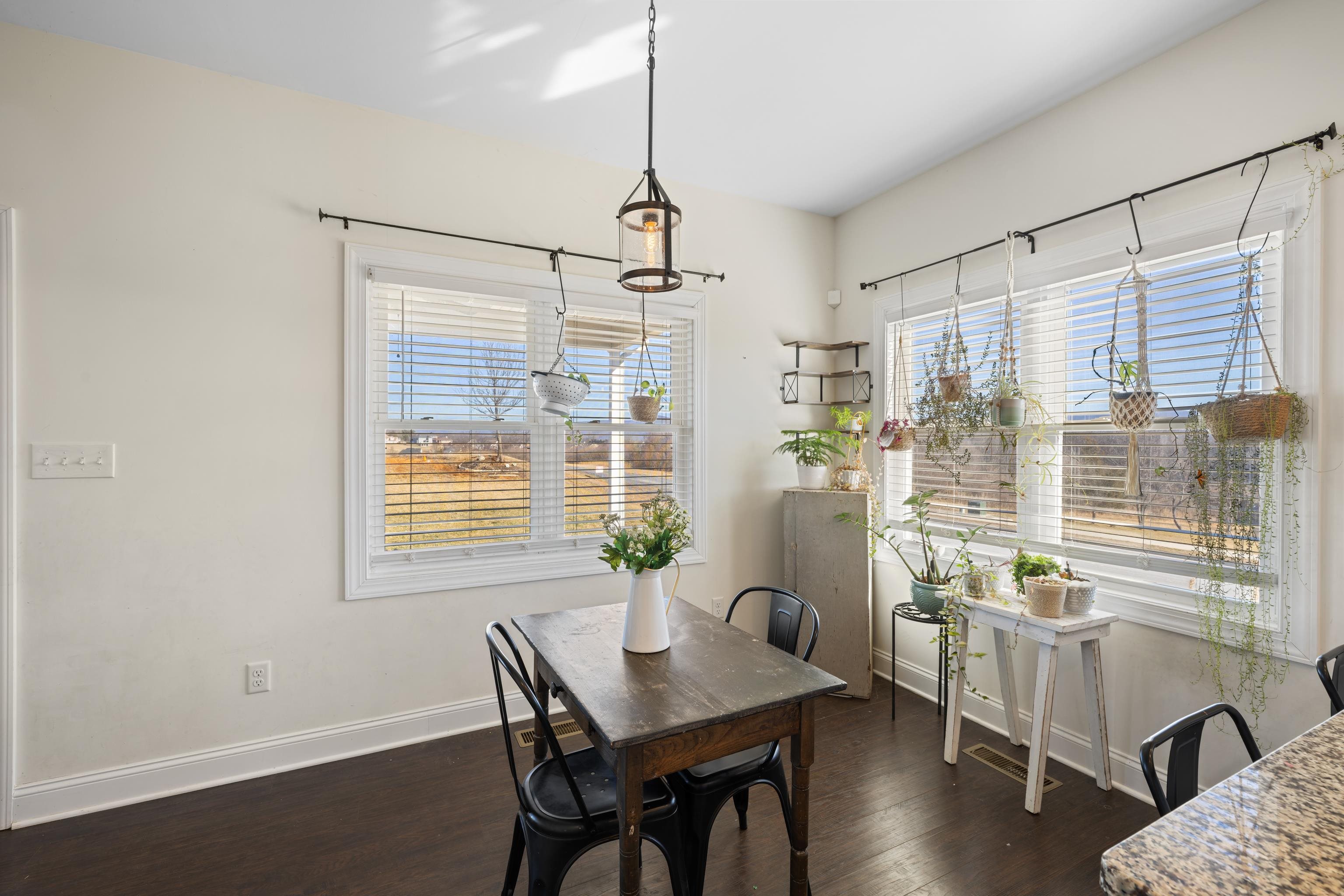 177 TOMASVILLE DR, WAYNESBORO, Virginia 22980, 4 Bedrooms Bedrooms, ,2 BathroomsBathrooms,Residential,177 TOMASVILLE DR,672616 MLS # 672616