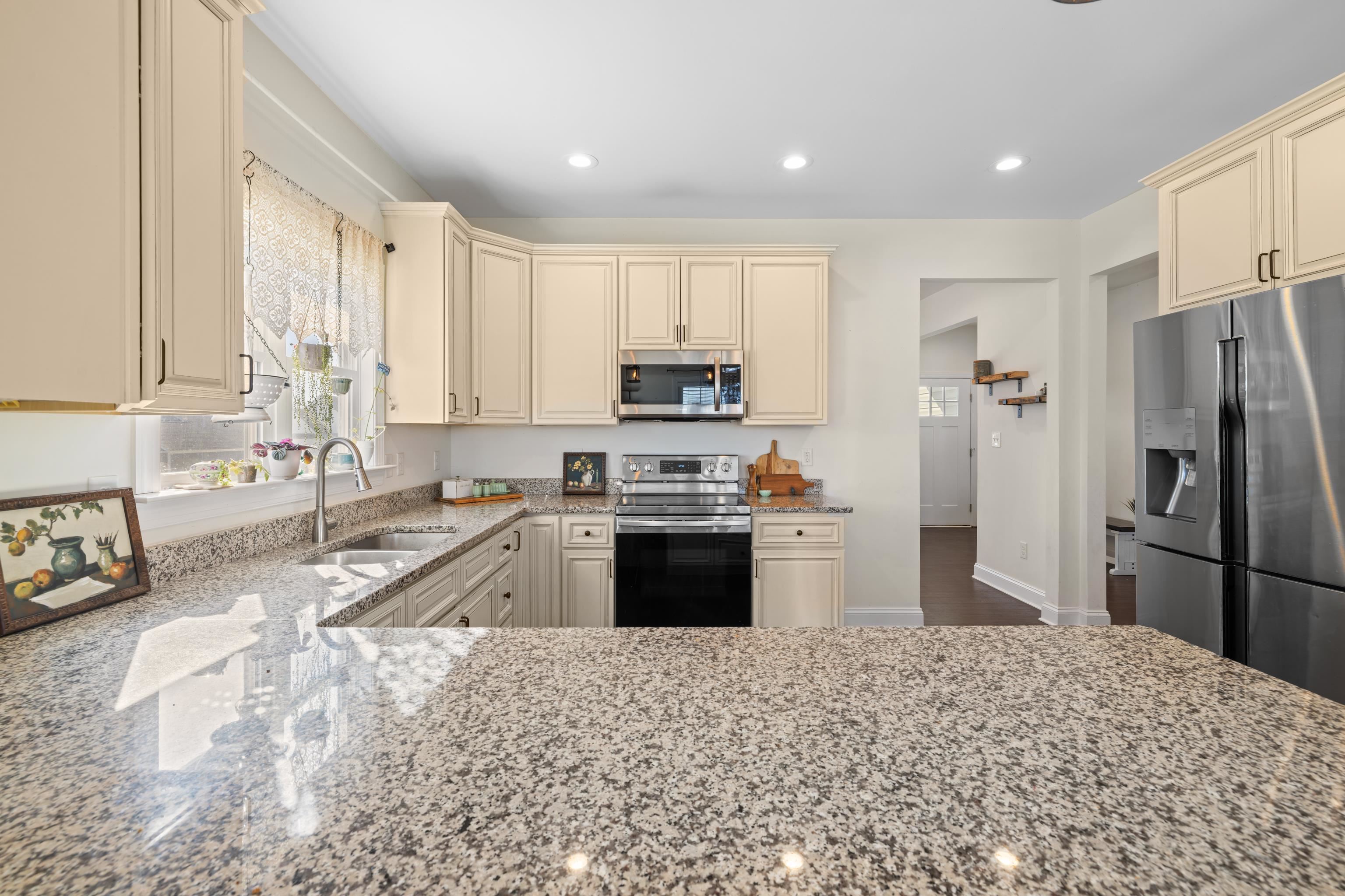 177 TOMASVILLE DR, WAYNESBORO, Virginia 22980, 4 Bedrooms Bedrooms, ,2 BathroomsBathrooms,Residential,177 TOMASVILLE DR,672616 MLS # 672616