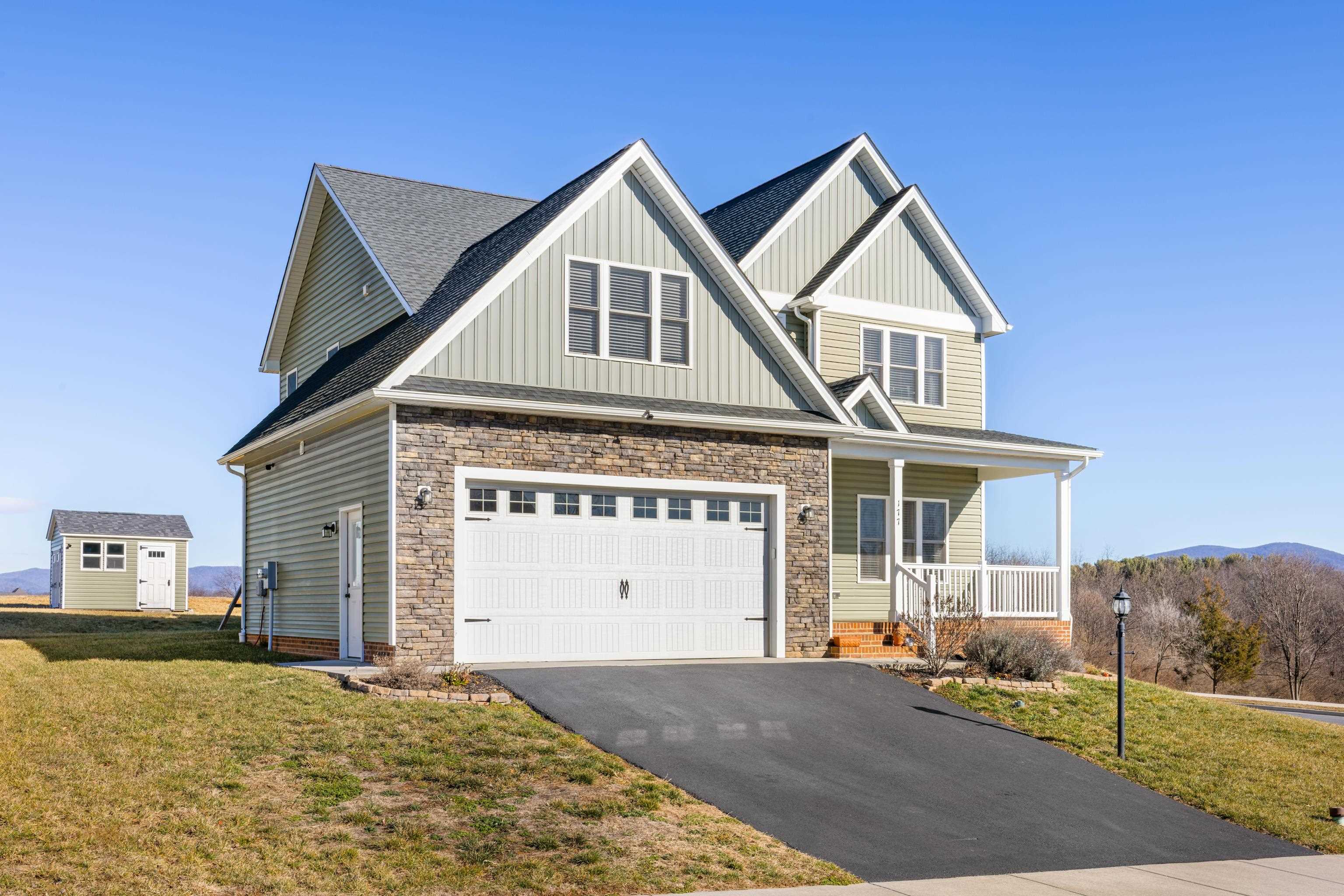 177 TOMASVILLE DR, WAYNESBORO, Virginia 22980, 4 Bedrooms Bedrooms, ,2 BathroomsBathrooms,Residential,177 TOMASVILLE DR,672616 MLS # 672616