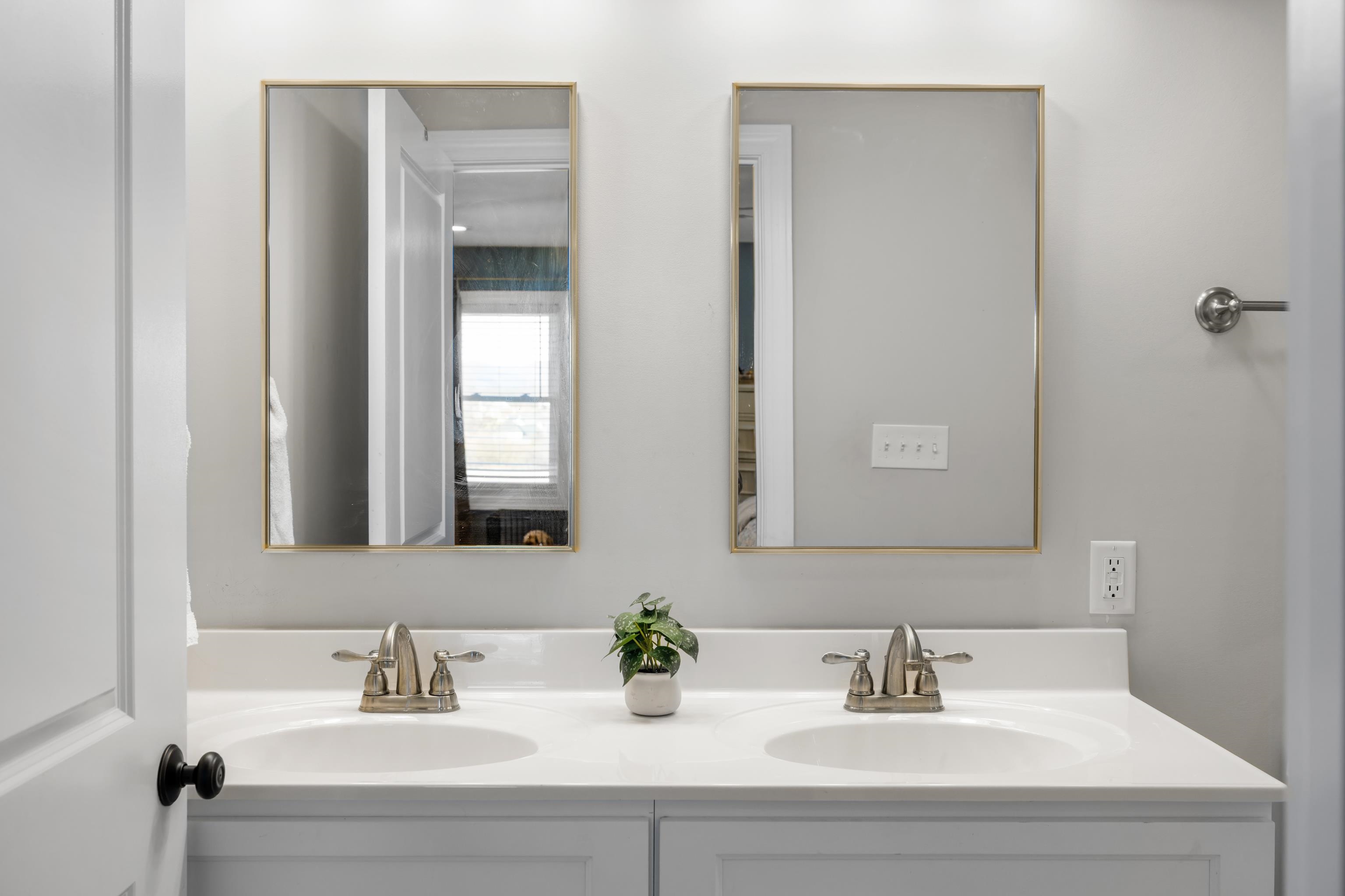 177 TOMASVILLE DR, WAYNESBORO, Virginia 22980, 4 Bedrooms Bedrooms, ,2 BathroomsBathrooms,Residential,177 TOMASVILLE DR,672616 MLS # 672616