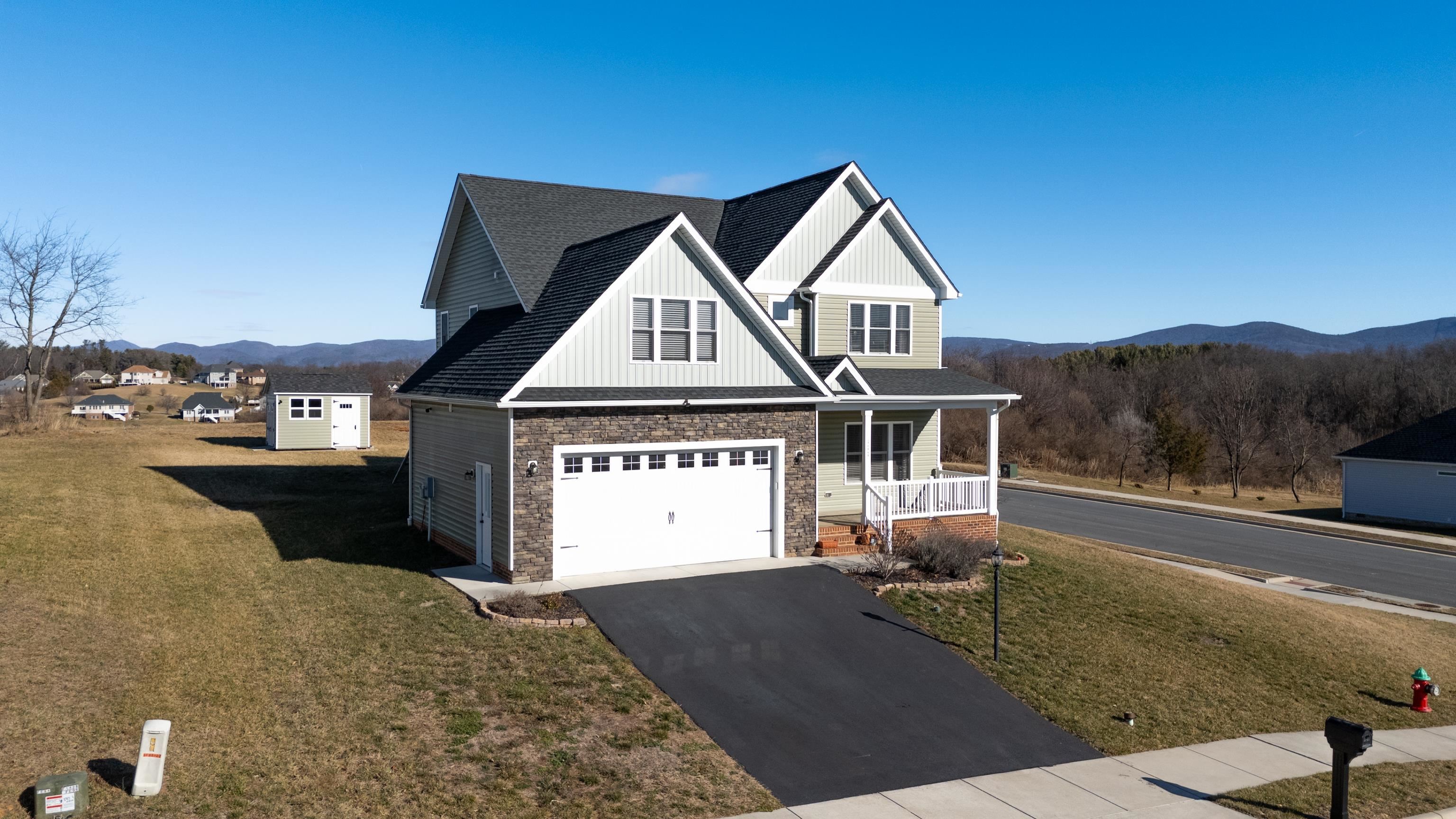 177 TOMASVILLE DR, WAYNESBORO, Virginia 22980, 4 Bedrooms Bedrooms, ,2 BathroomsBathrooms,Residential,177 TOMASVILLE DR,672616 MLS # 672616