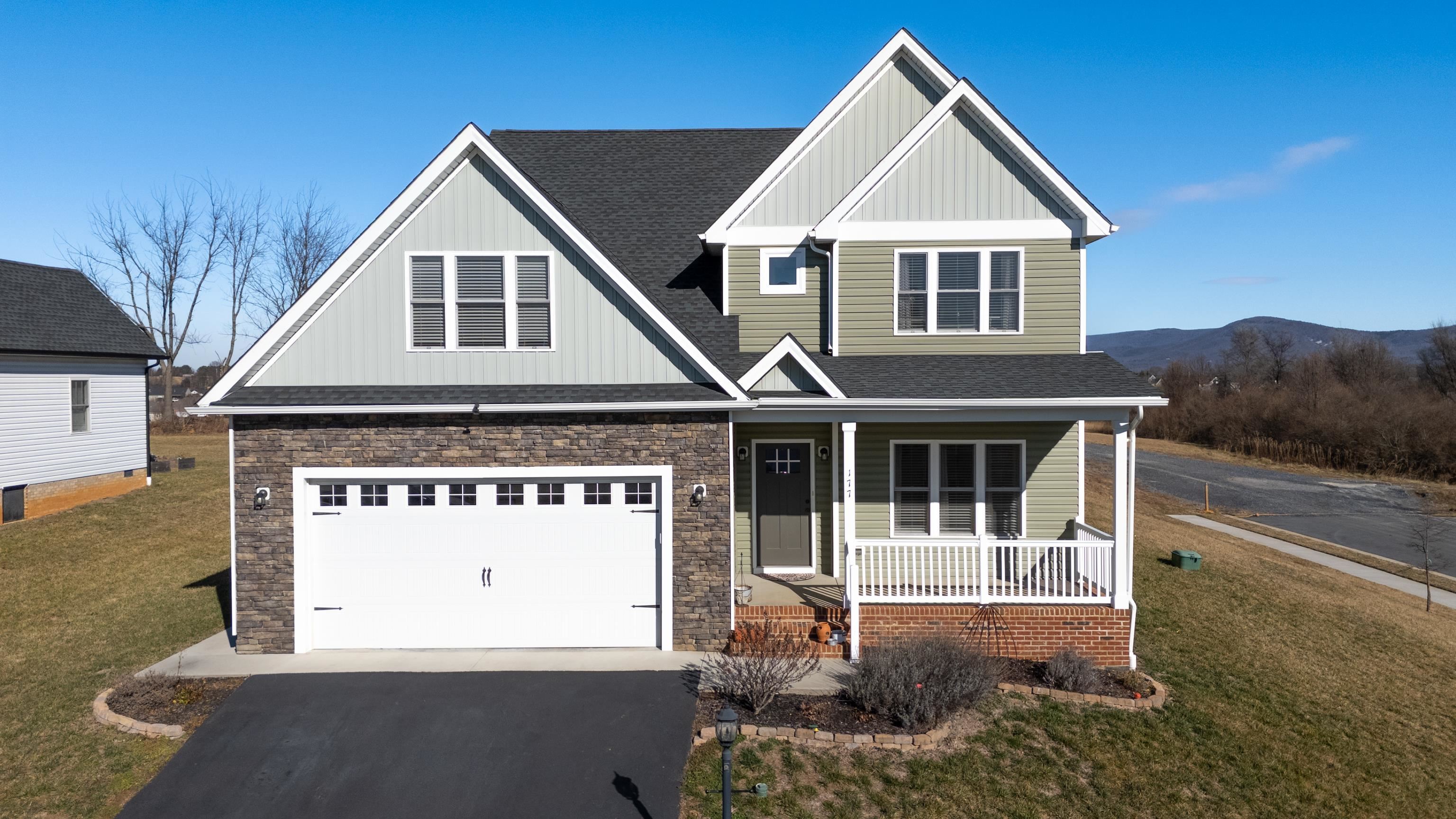 177 TOMASVILLE DR, WAYNESBORO, Virginia 22980, 4 Bedrooms Bedrooms, ,2 BathroomsBathrooms,Residential,177 TOMASVILLE DR,672616 MLS # 672616