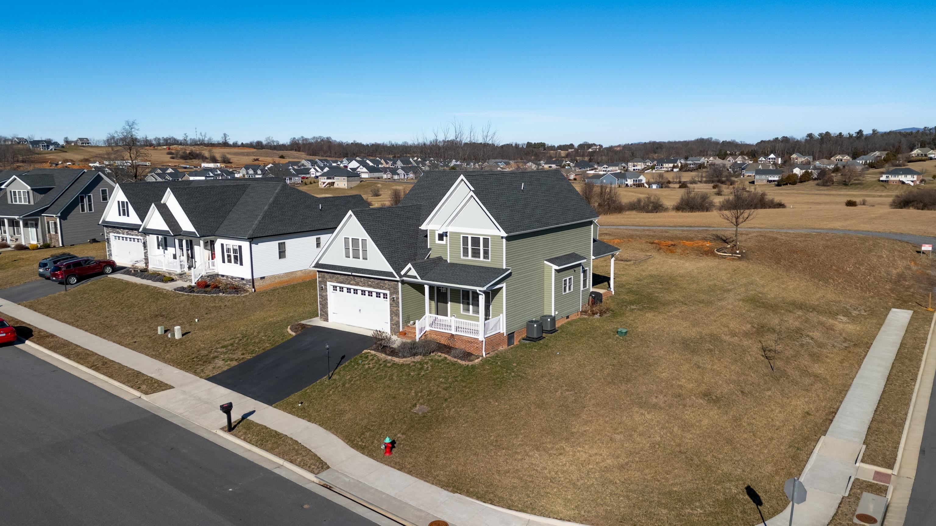 177 TOMASVILLE DR, WAYNESBORO, Virginia 22980, 4 Bedrooms Bedrooms, ,2 BathroomsBathrooms,Residential,177 TOMASVILLE DR,672616 MLS # 672616