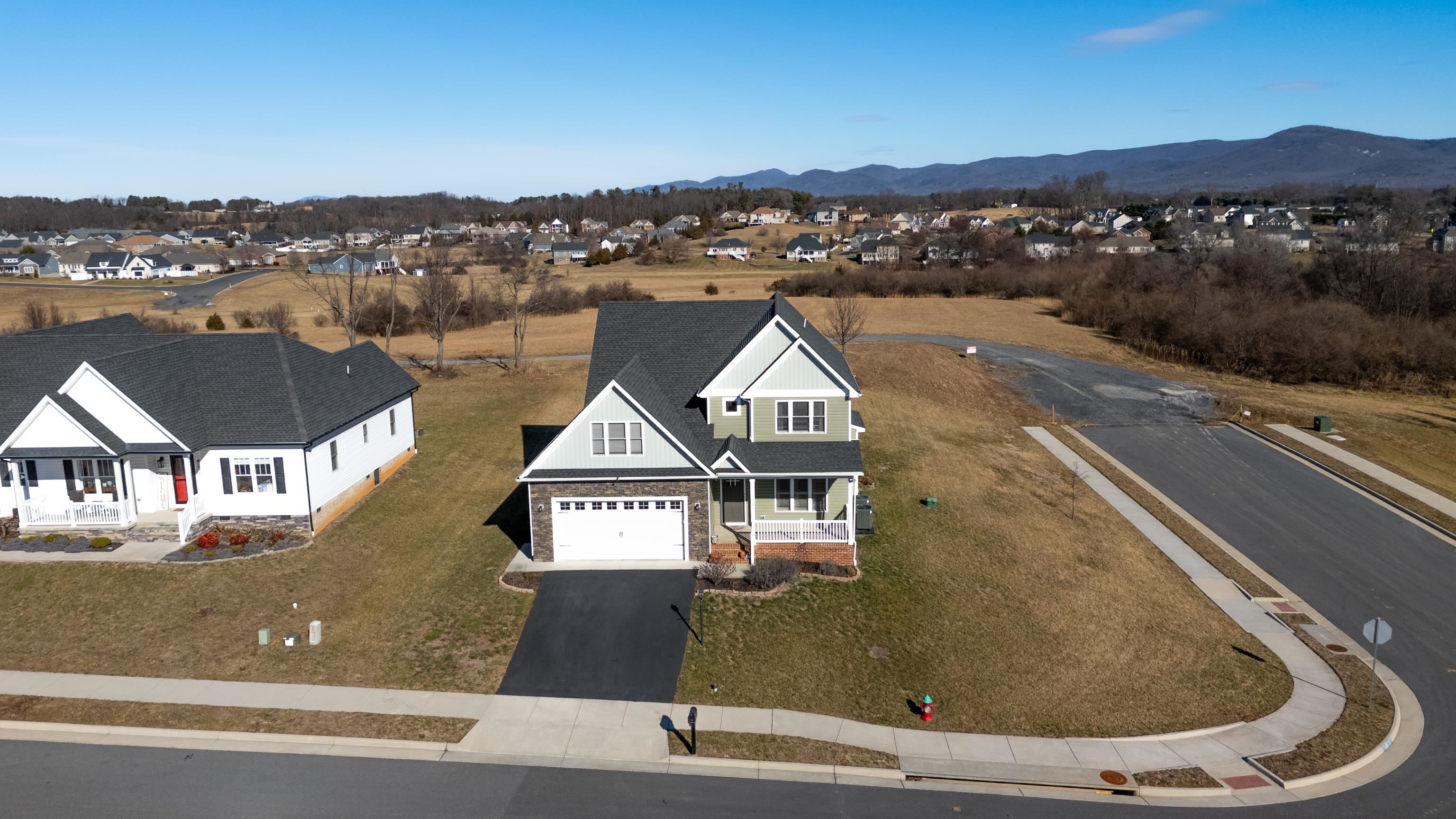 177 TOMASVILLE DR, WAYNESBORO, Virginia 22980, 4 Bedrooms Bedrooms, ,2 BathroomsBathrooms,Residential,177 TOMASVILLE DR,672616 MLS # 672616